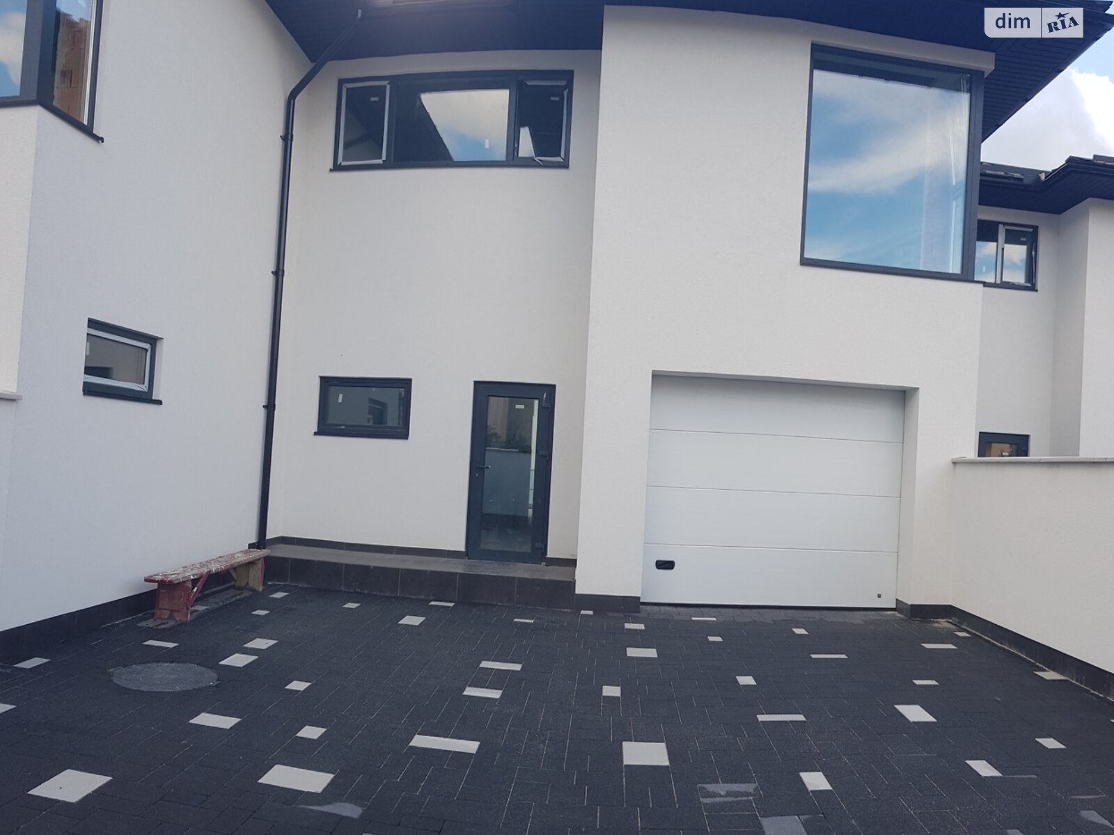 двоповерховий таунхаус, 140 кв. м, кирпич. Продаж в Сваляві, район Свалява фото 1