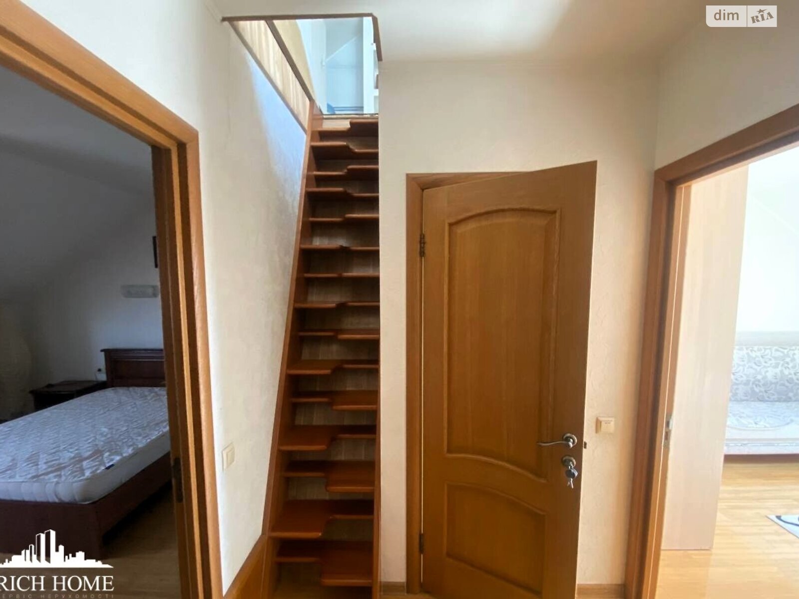 триповерховий таунхаус, 93.2 кв. м, цегла. Продаж у Святопетрівське фото 1 триповерховий таунхаус, 93.2 кв. м, цегла. Продаж у Святопетрівське фото 1