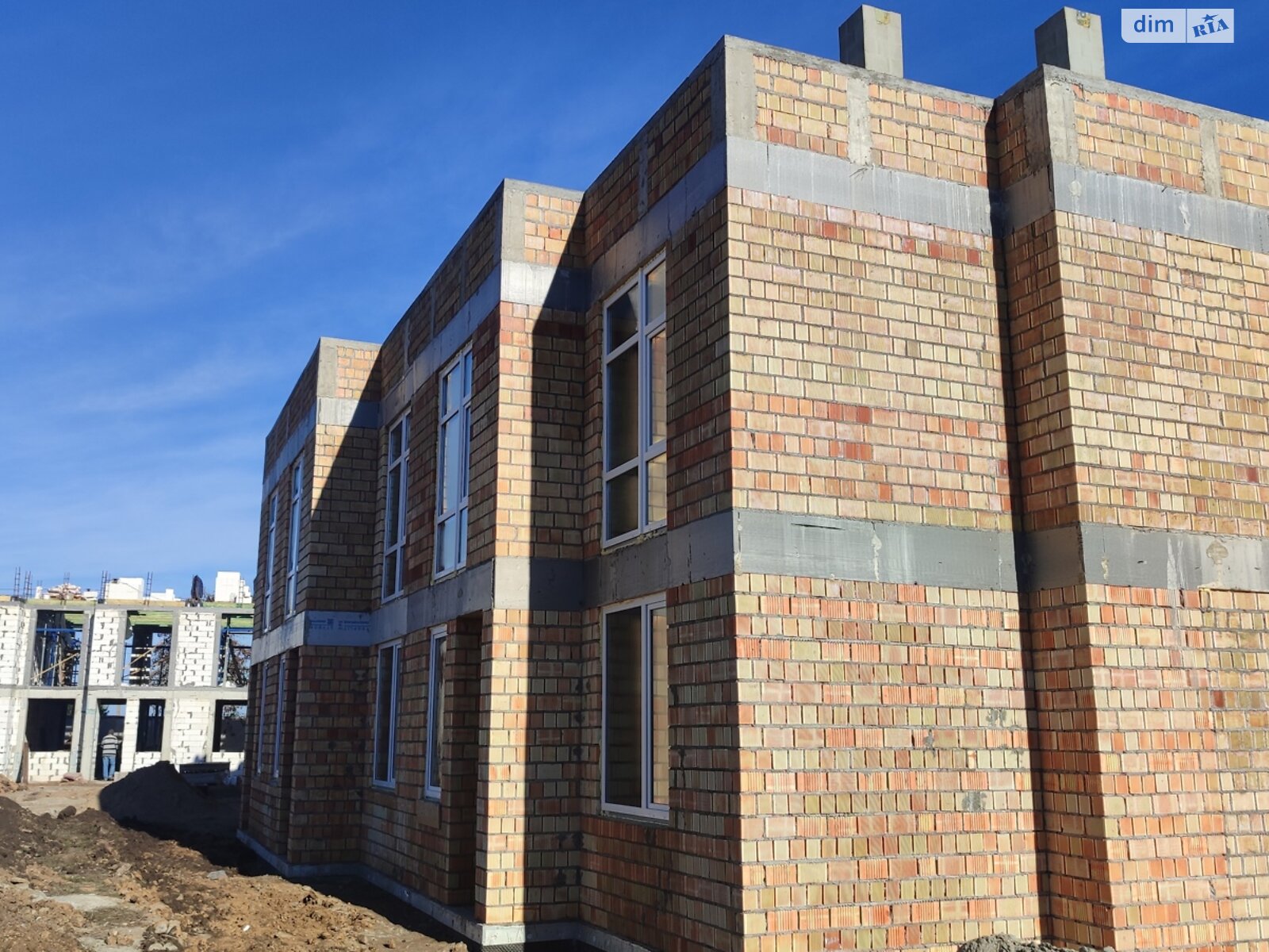 двухэтажный таунхаус, 103 кв. м, кирпич. Продажа в Таирово фото 1 двухэтажный таунхаус, 103 кв. м, кирпич. Продажа в Таирово фото 1