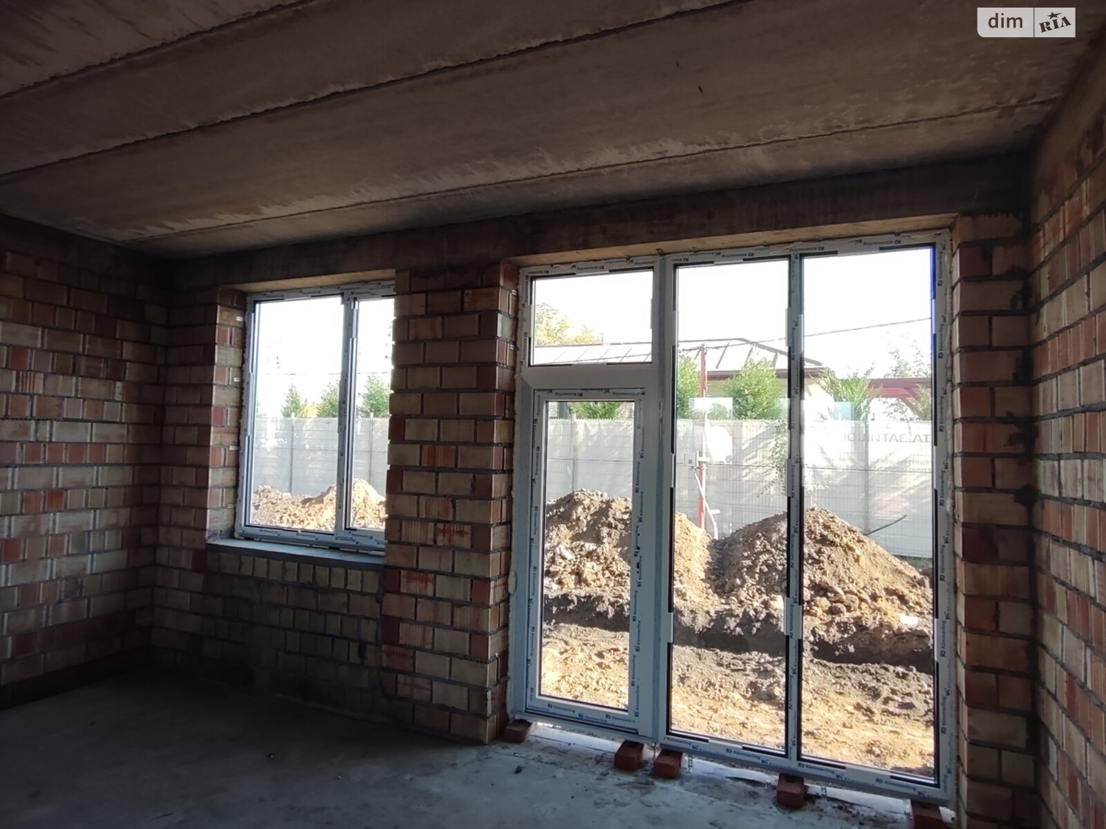 двухэтажный таунхаус, 103 кв. м, кирпич. Продажа в Таирово фото 1 двухэтажный таунхаус, 103 кв. м, кирпич. Продажа в Таирово фото 1