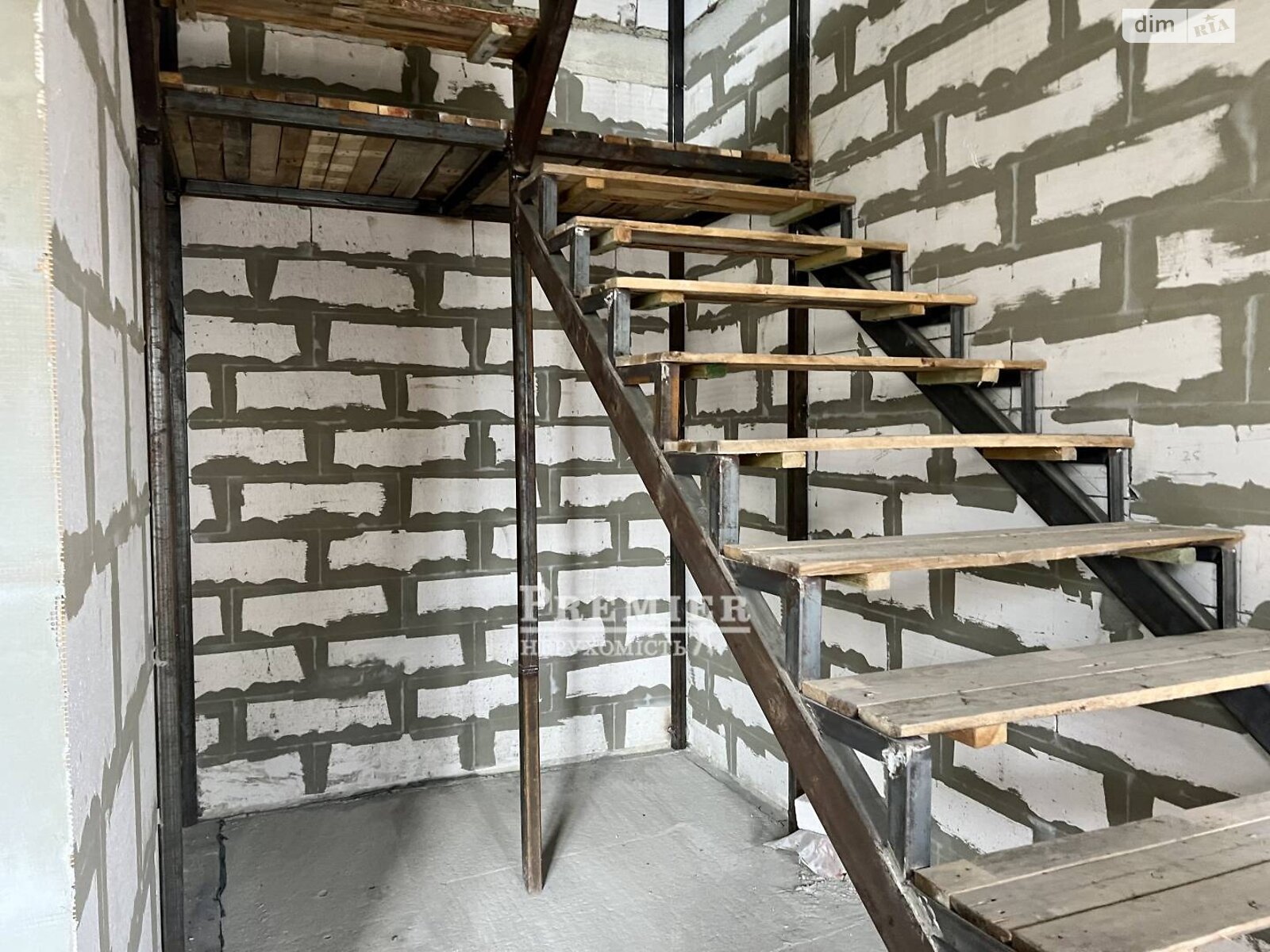 триповерховий таунхаус, 95.6 кв. м, цегла. Продаж у Таїрове фото 1 триповерховий таунхаус, 95.6 кв. м, цегла. Продаж у Таїрове фото 1