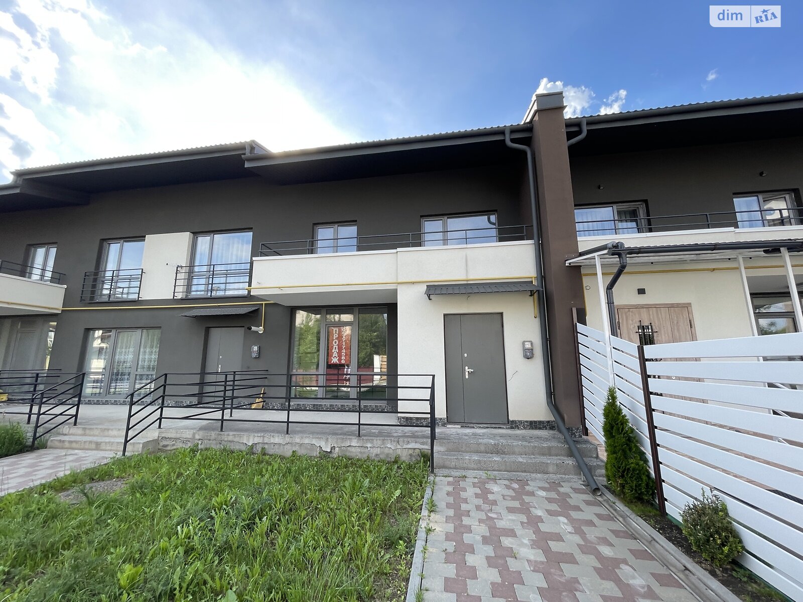 двоповерховий таунхаус, 108 кв. м, цегла. Продаж в Тернополі, район Авторинок фото 1 двоповерховий таунхаус, 108 кв. м, цегла. Продаж в Тернополі, район Авторинок фото 1