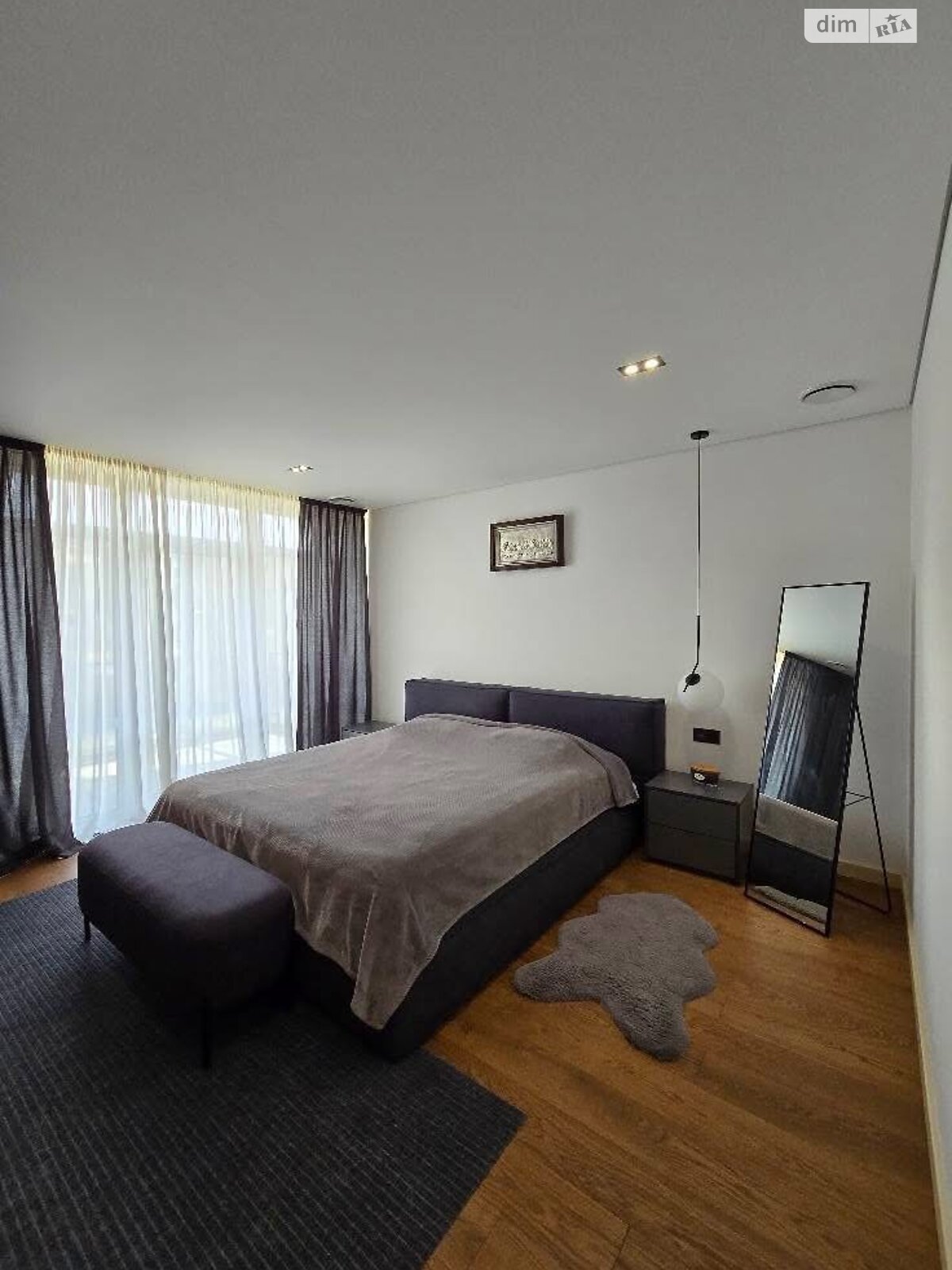 трехэтажный таунхаус, 250 кв. м, кирпич. Продажа в Тернополе район Дружба фото 1 трехэтажный таунхаус, 250 кв. м, кирпич. Продажа в Тернополе район Дружба фото 1
