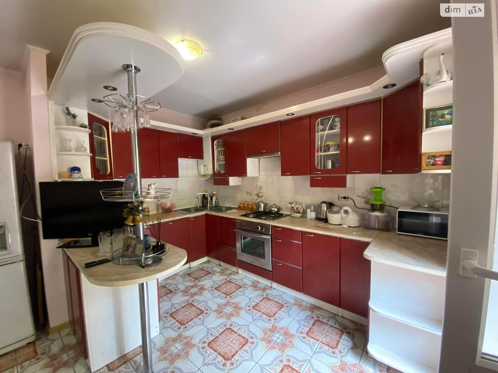 трехэтажный таунхаус, 265 кв. м, кирпич. Продажа в Тернополе район Канада фото 1 трехэтажный таунхаус, 265 кв. м, кирпич. Продажа в Тернополе район Канада фото 1