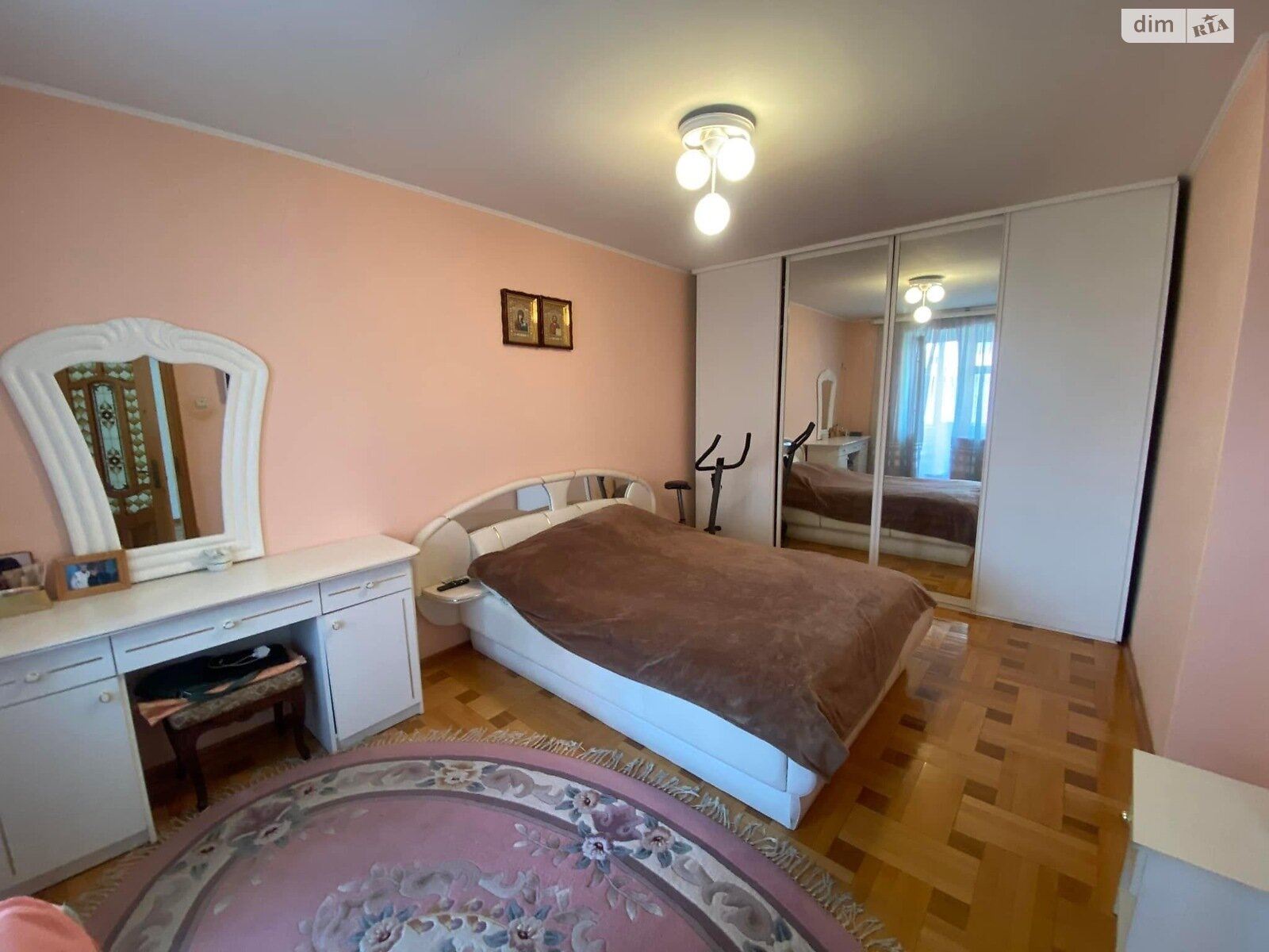 трехэтажный таунхаус, 265 кв. м, кирпич. Продажа в Тернополе район Канада фото 1 трехэтажный таунхаус, 265 кв. м, кирпич. Продажа в Тернополе район Канада фото 1