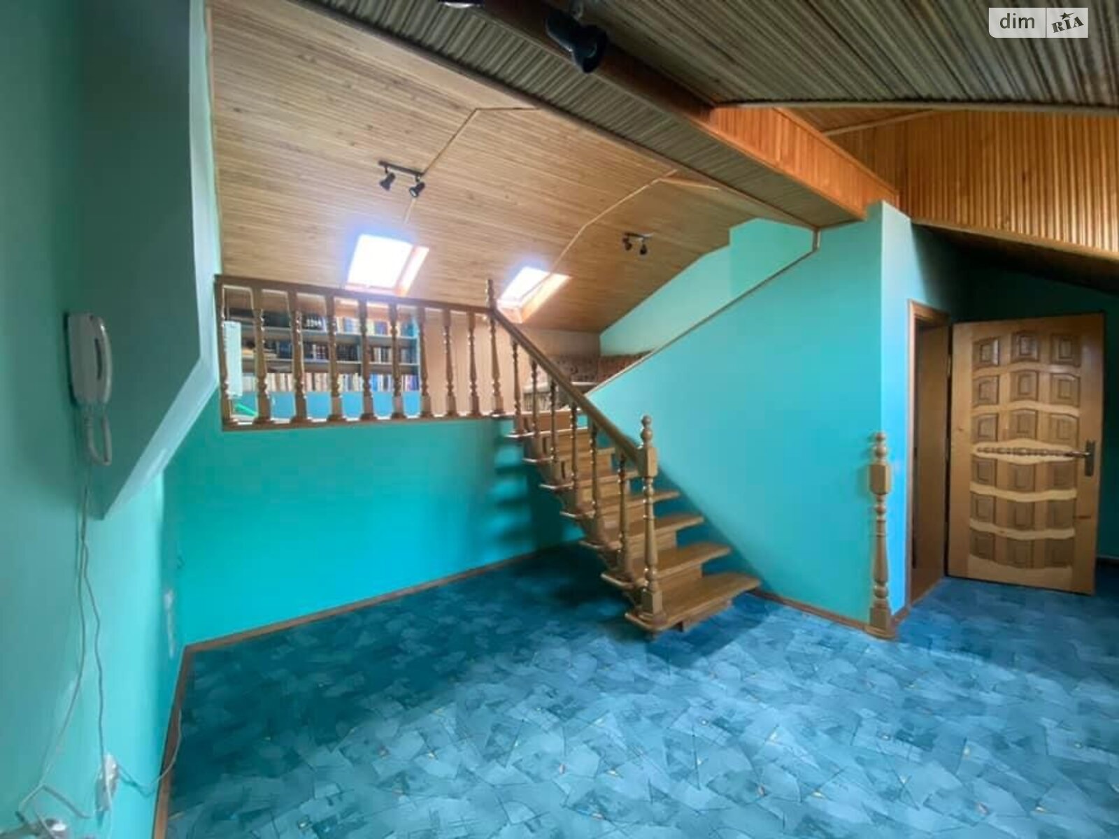 трехэтажный таунхаус, 265 кв. м, кирпич. Продажа в Тернополе район Канада фото 1 трехэтажный таунхаус, 265 кв. м, кирпич. Продажа в Тернополе район Канада фото 1