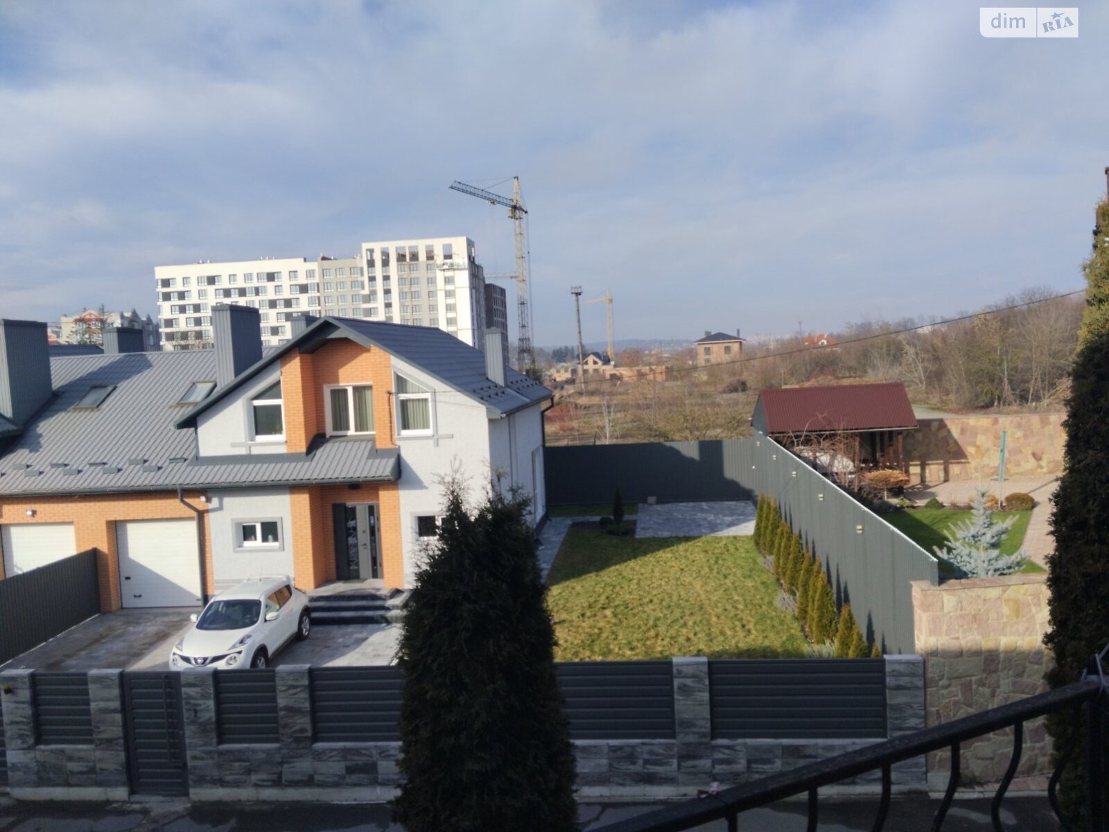 трехэтажный таунхаус, 166.8 кв. м, кирпич. Продажа в Тернополе район Кленовый гай фото 1 трехэтажный таунхаус, 166.8 кв. м, кирпич. Продажа в Тернополе район Кленовый гай фото 1