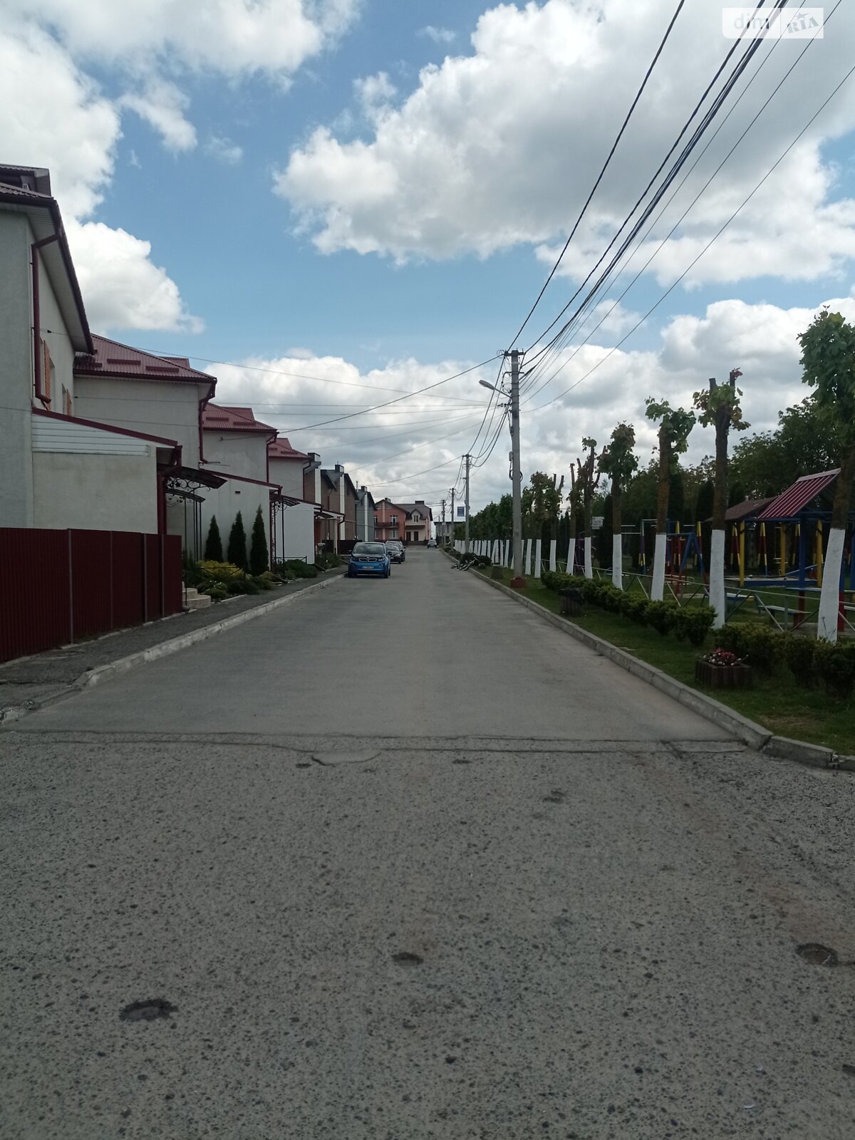 трехэтажный таунхаус, 168 кв. м, кирпич. Продажа в Тернополе район Кленовый гай фото 1 трехэтажный таунхаус, 168 кв. м, кирпич. Продажа в Тернополе район Кленовый гай фото 1