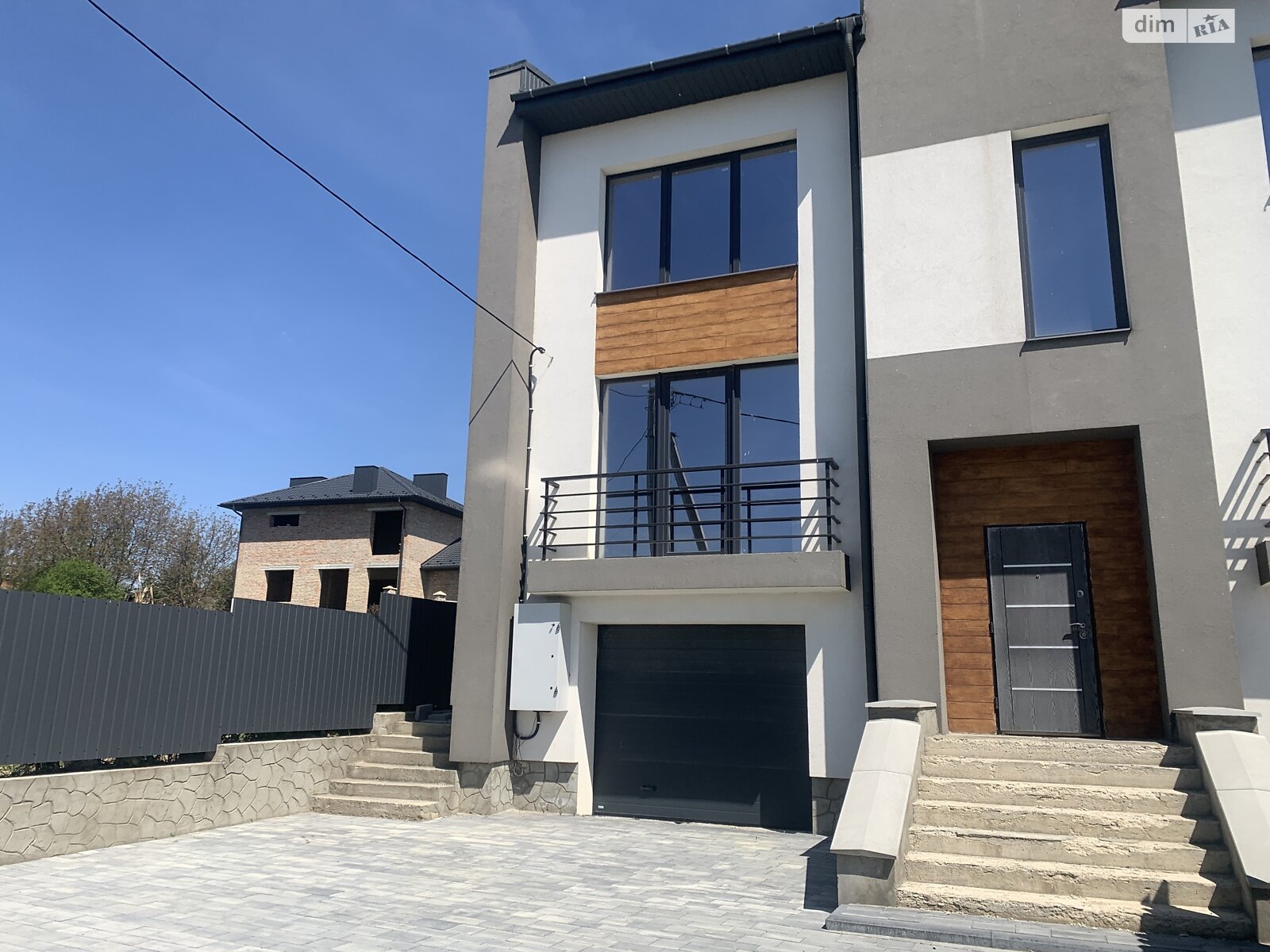 триповерховий таунхаус, 180 кв. м, цегла. Продаж в Тернополі, район Кутківці фото 1 триповерховий таунхаус, 180 кв. м, цегла. Продаж в Тернополі, район Кутківці фото 1