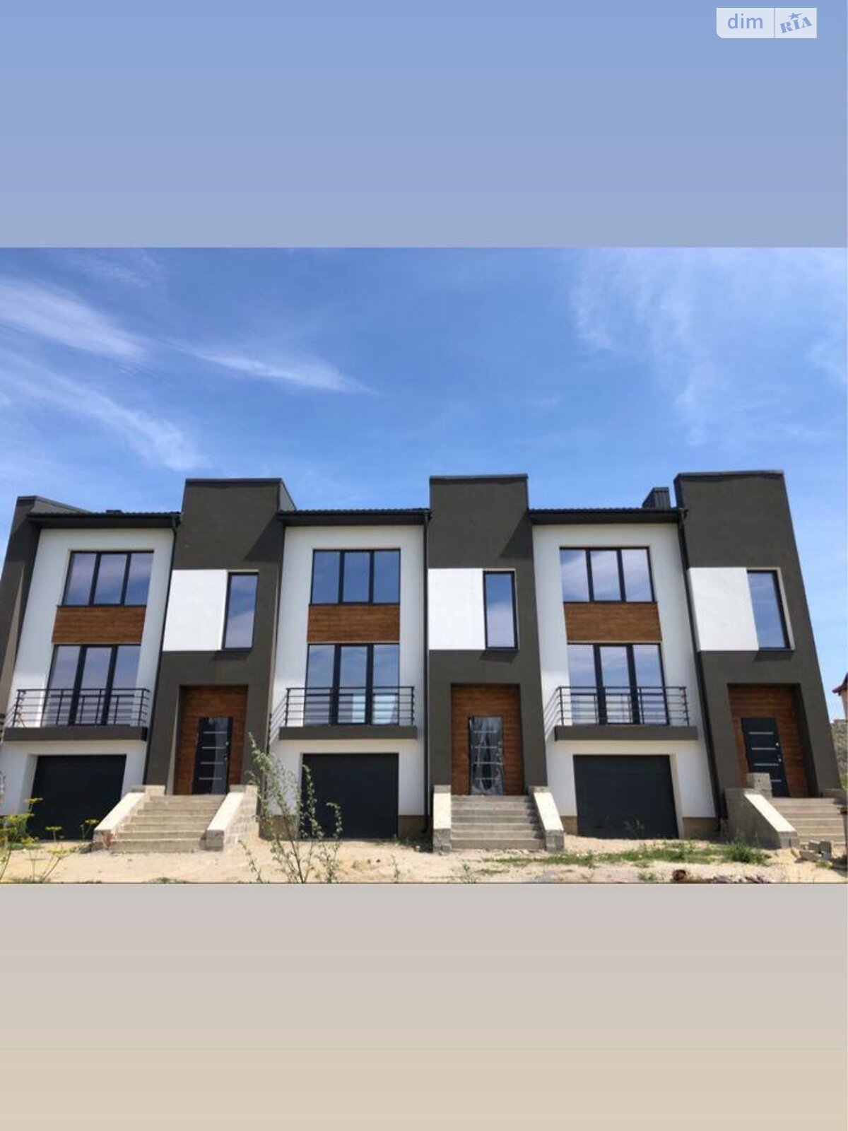 трехэтажный таунхаус, 180 кв. м, кирпич. Продажа в Тернополе район Кутковцы фото 1 трехэтажный таунхаус, 180 кв. м, кирпич. Продажа в Тернополе район Кутковцы фото 1