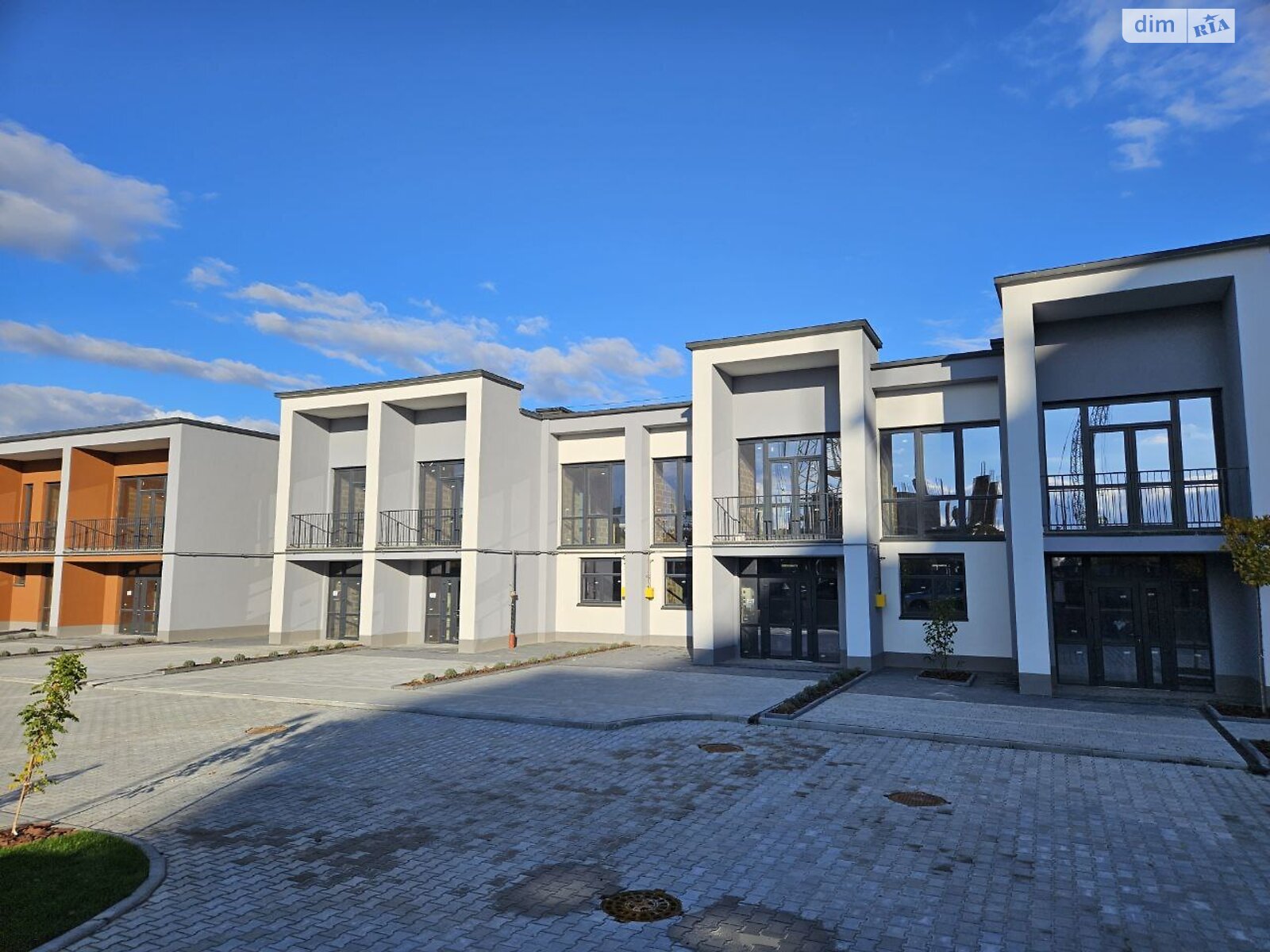 двухэтажный таунхаус, 87 кв. м, кирпич. Продажа в Тернополе район Авторынок фото 1