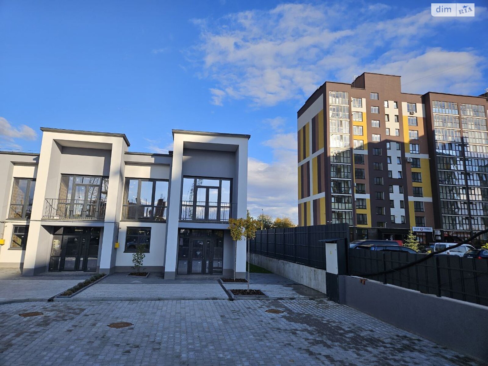 двухэтажный таунхаус, 87 кв. м, кирпич. Продажа в Тернополе район Авторынок фото 1