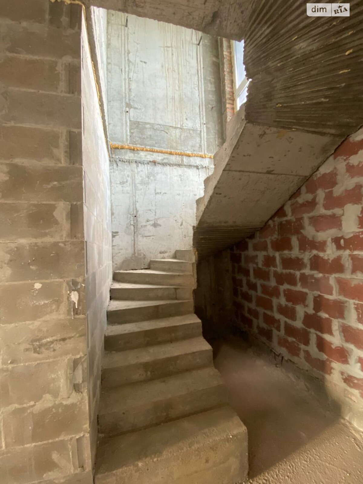 двухэтажный таунхаус, 87 кв. м, кирпич. Продажа в Тернополе район Авторынок фото 1