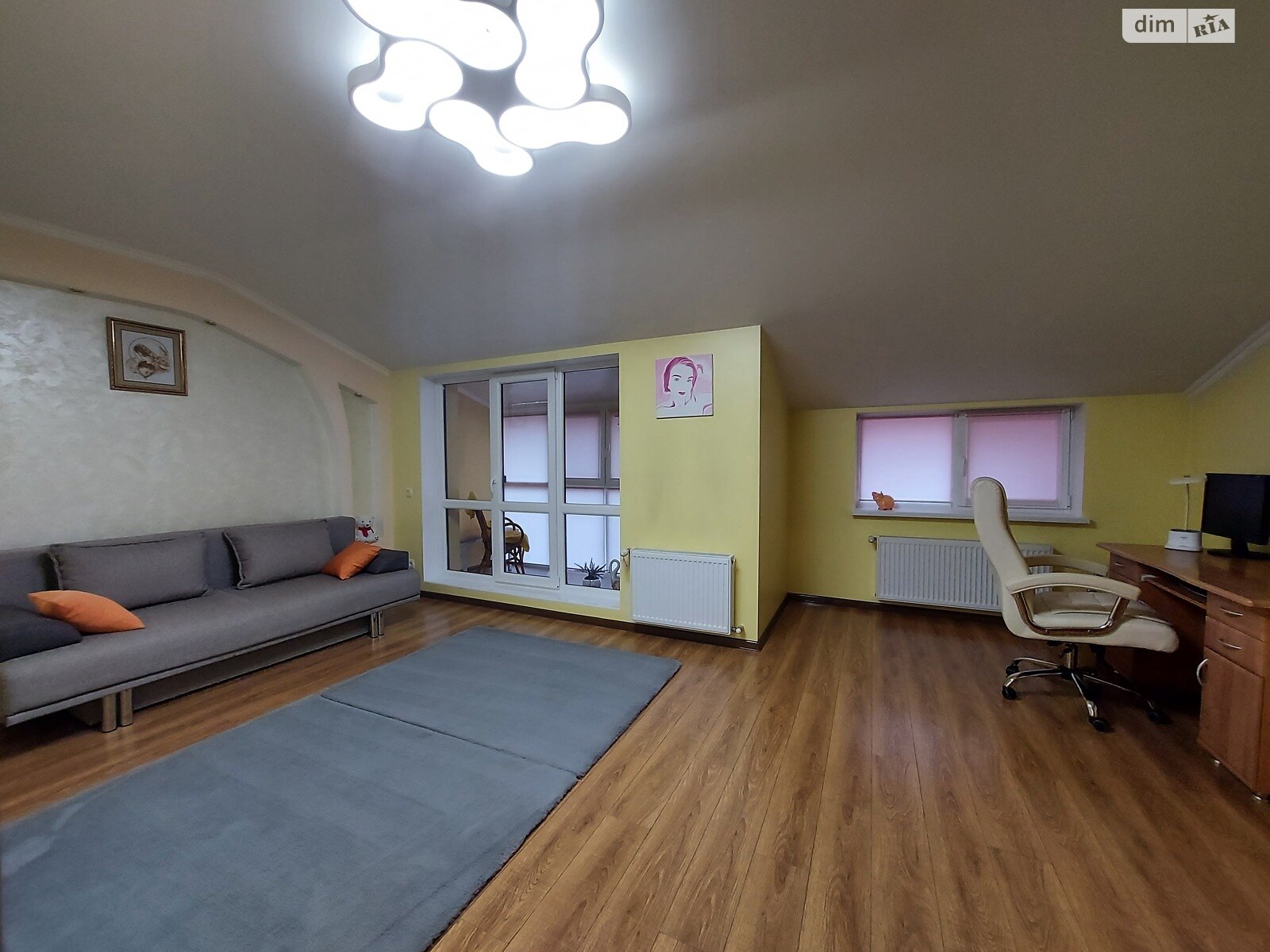 трехэтажный таунхаус, 170 кв. м, кирпич. Продажа в Тернополе район Северный фото 1 трехэтажный таунхаус, 170 кв. м, кирпич. Продажа в Тернополе район Северный фото 1