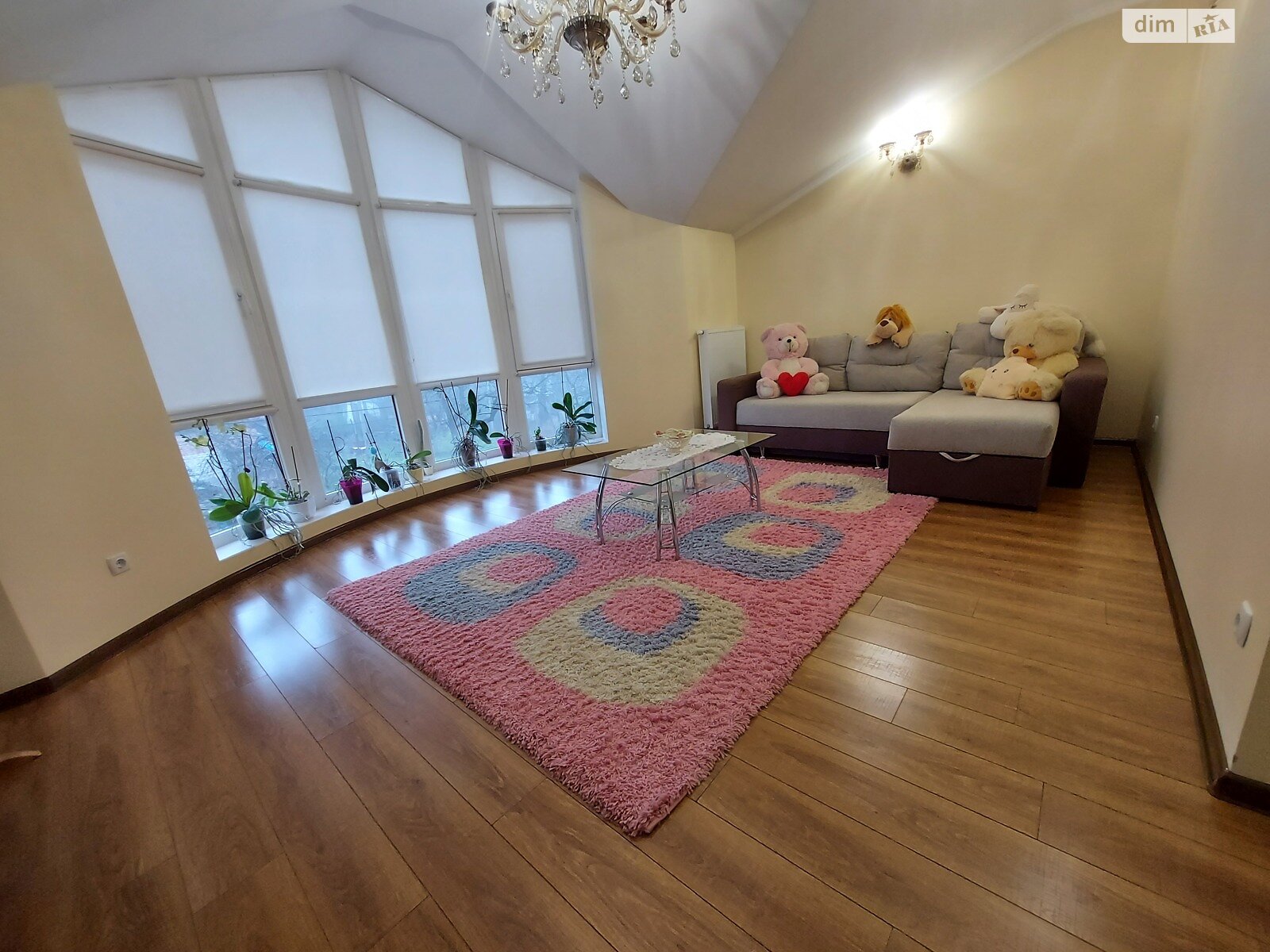 трехэтажный таунхаус, 170 кв. м, кирпич. Продажа в Тернополе район Северный фото 1 трехэтажный таунхаус, 170 кв. м, кирпич. Продажа в Тернополе район Северный фото 1