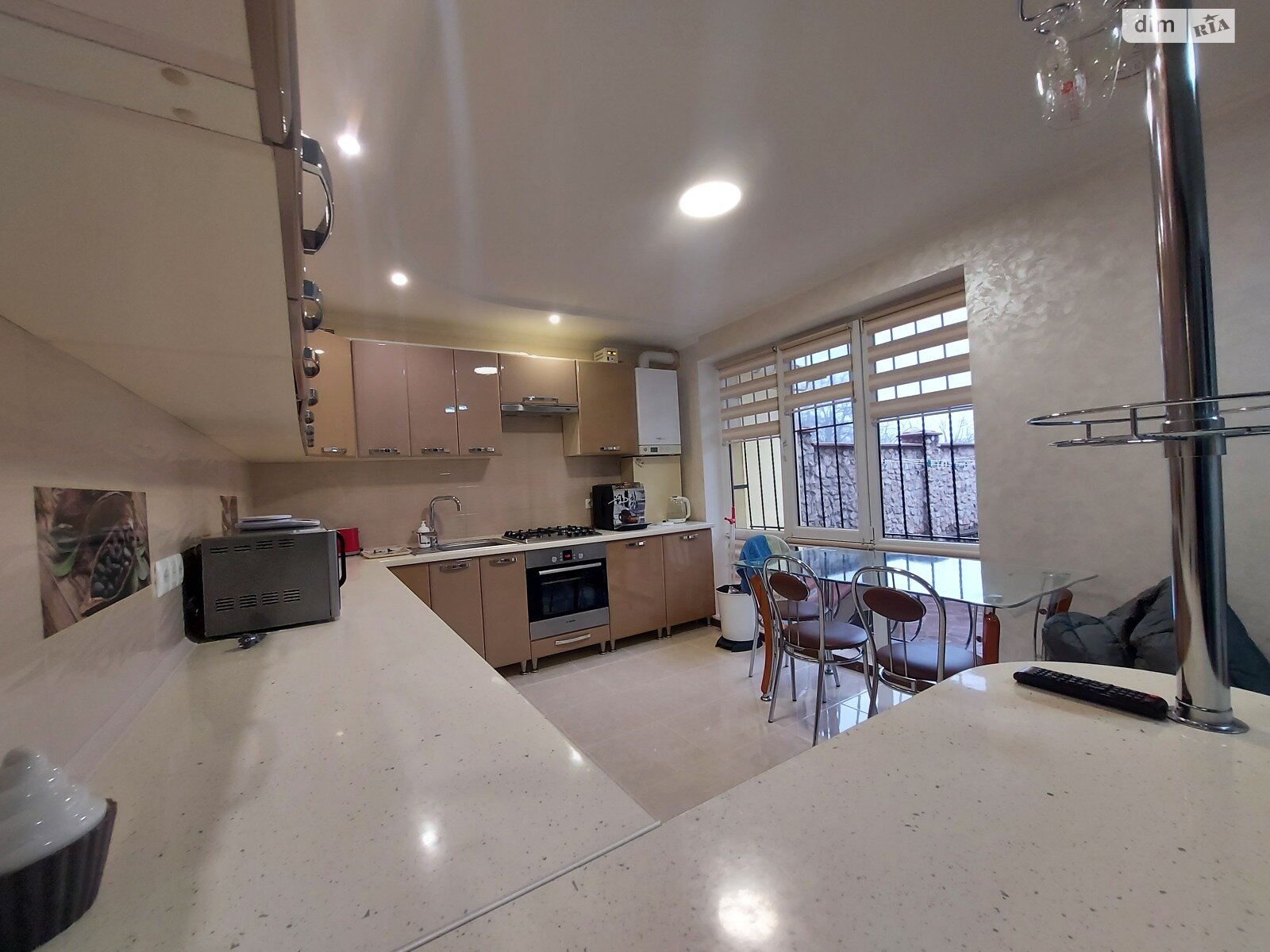 трехэтажный таунхаус, 170 кв. м, кирпич. Продажа в Тернополе район Северный фото 1 трехэтажный таунхаус, 170 кв. м, кирпич. Продажа в Тернополе район Северный фото 1