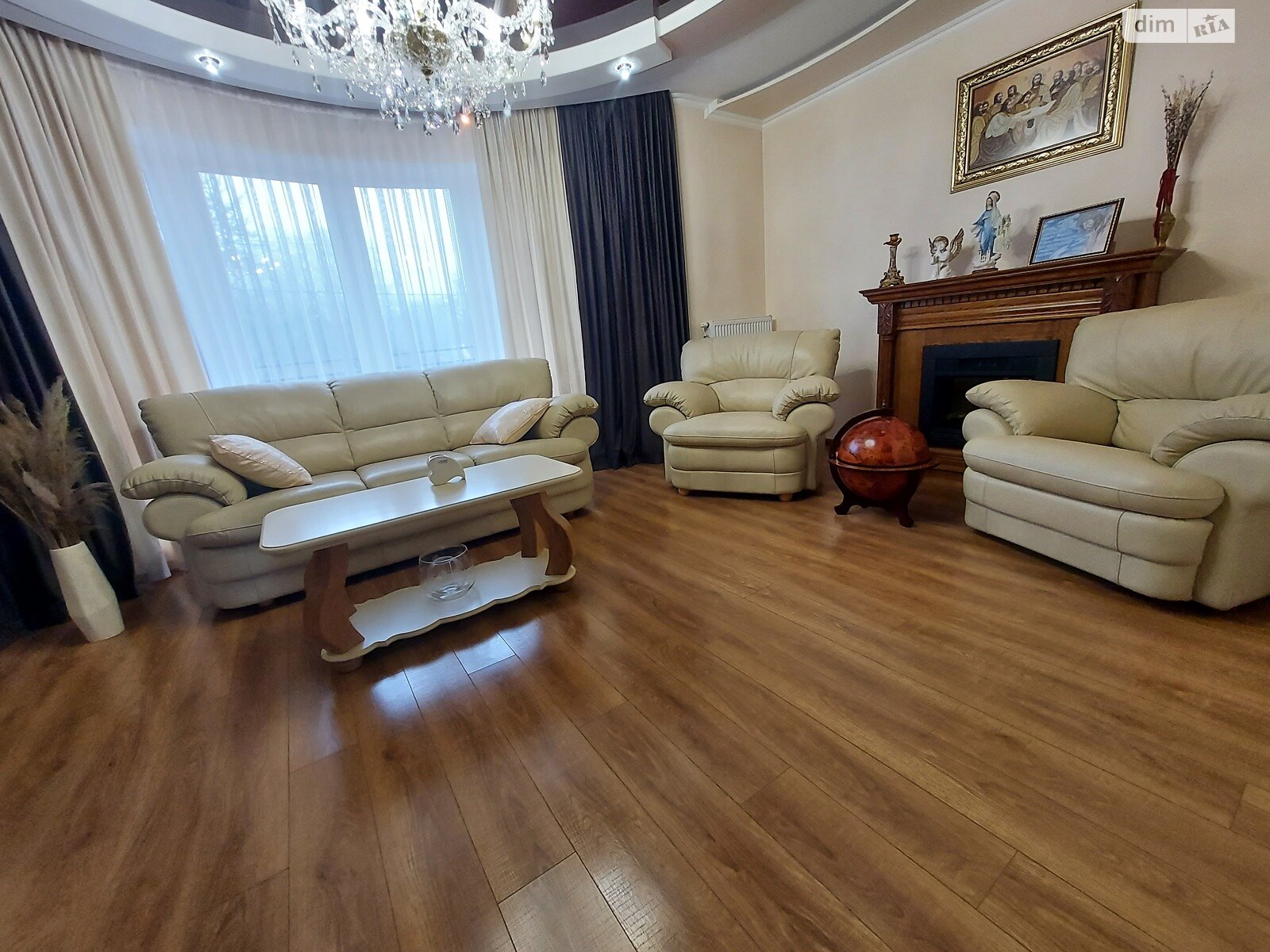 трехэтажный таунхаус, 170 кв. м, кирпич. Продажа в Тернополе район Северный фото 1 трехэтажный таунхаус, 170 кв. м, кирпич. Продажа в Тернополе район Северный фото 1