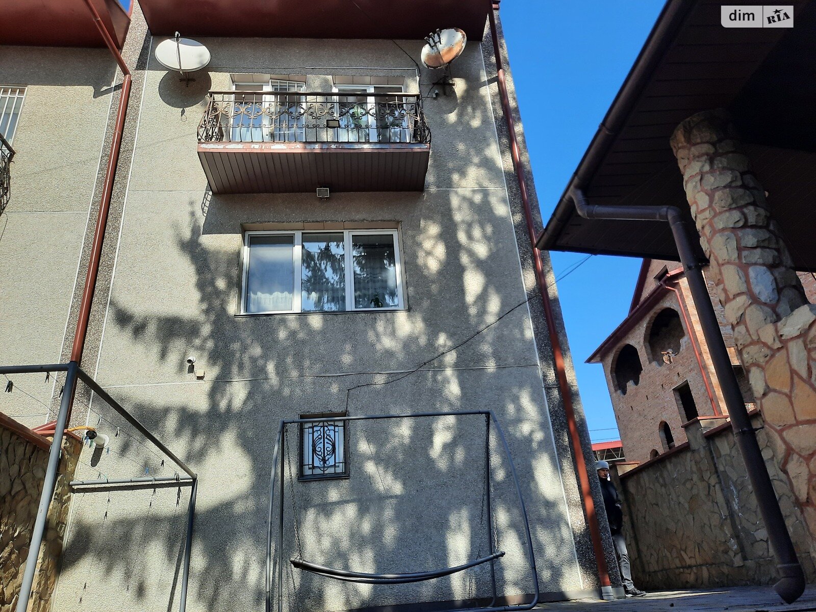 трехэтажный таунхаус, 241.7 кв. м, кирпич. Продажа в Тернополе район Центр фото 1