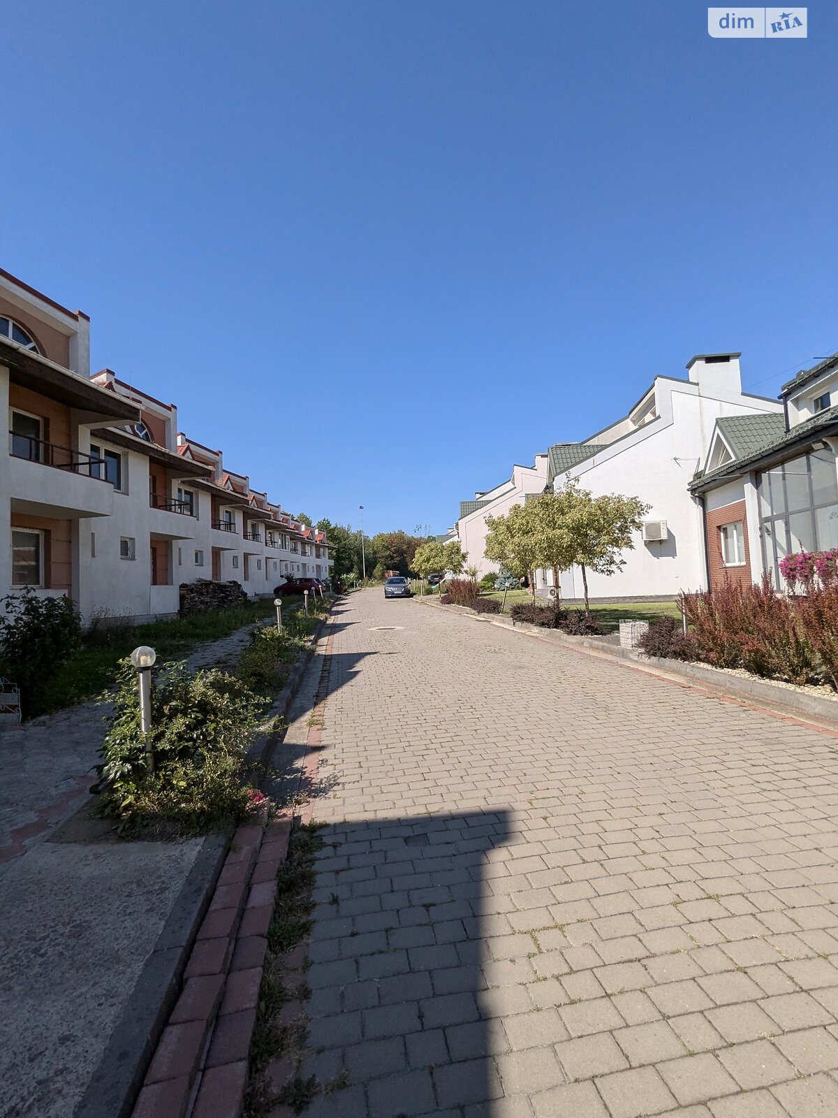 двухэтажный таунхаус, 90 кв. м, кирпич. Продажа в Угринове фото 1