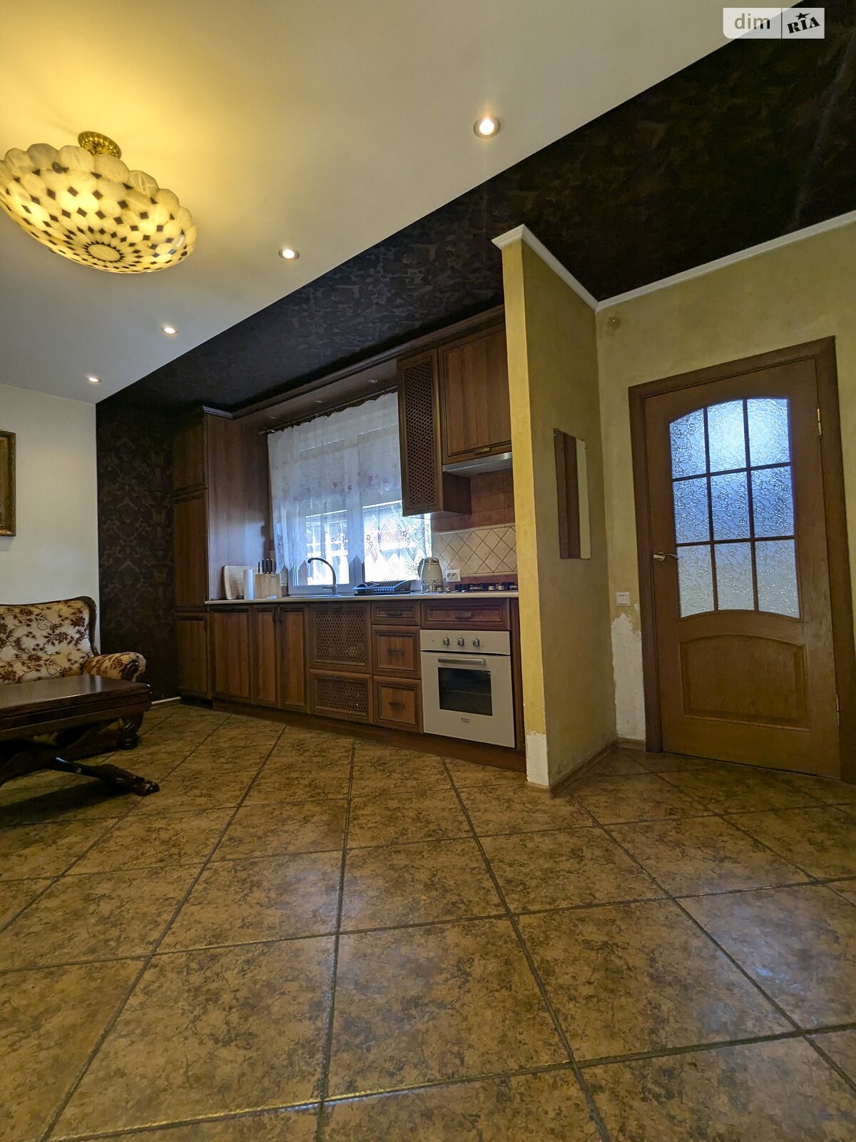 двухэтажный таунхаус, 90 кв. м, кирпич. Продажа в Угринове фото 1