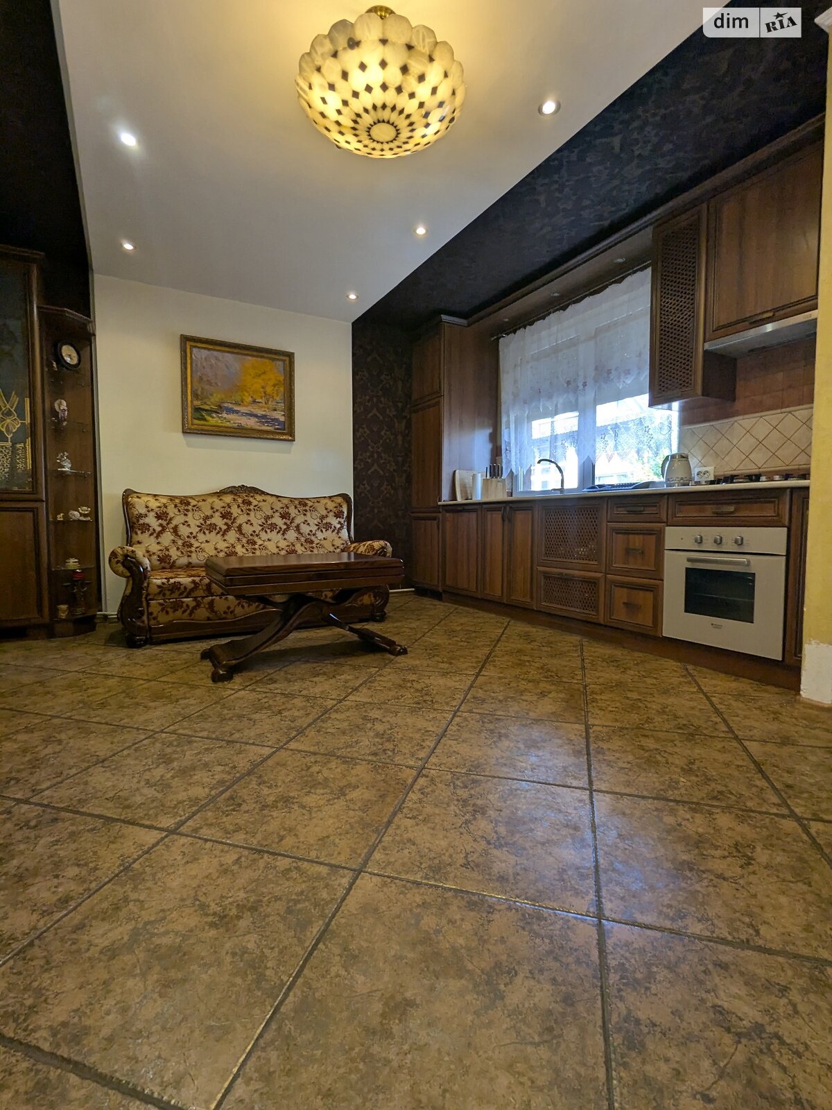 двухэтажный таунхаус, 90 кв. м, кирпич. Продажа в Угринове фото 1