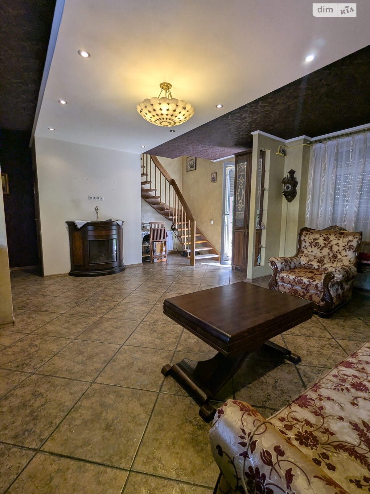 двухэтажный таунхаус, 90 кв. м, кирпич. Продажа в Угринове фото 1