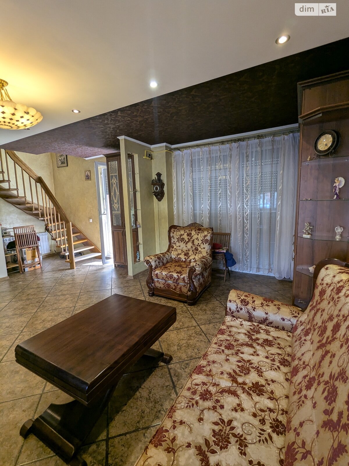 двухэтажный таунхаус, 90 кв. м, кирпич. Продажа в Угринове фото 1