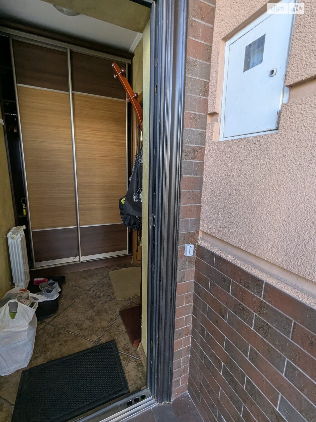 двухэтажный таунхаус, 90 кв. м, кирпич. Продажа в Угринове фото 1