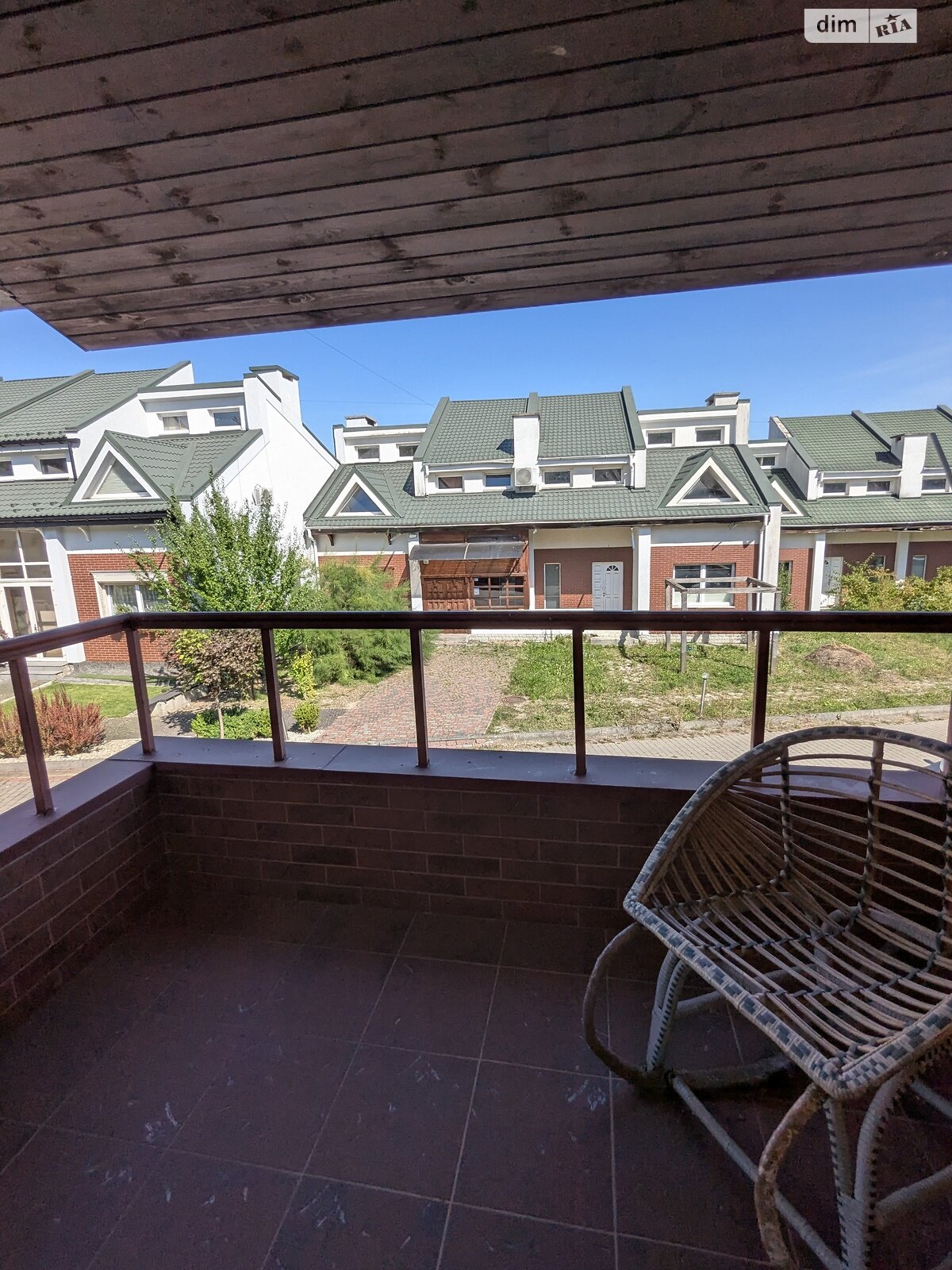 двухэтажный таунхаус, 90 кв. м, кирпич. Продажа в Угринове фото 1