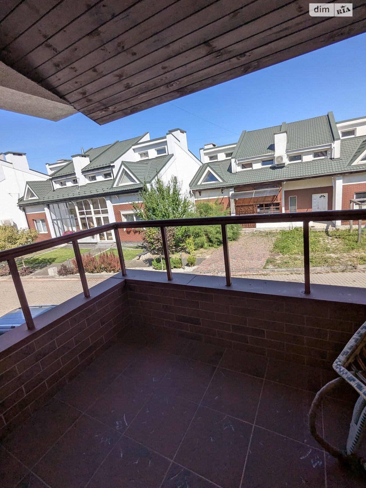 двухэтажный таунхаус, 90 кв. м, кирпич. Продажа в Угринове фото 1