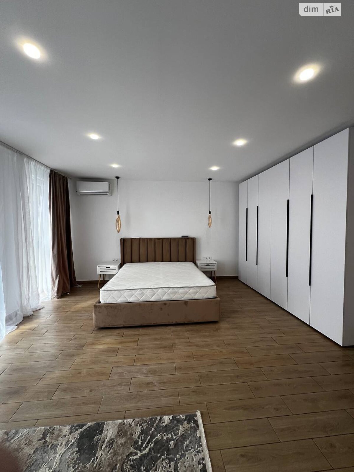 двоповерховий таунхаус, 230 кв. м, цегла. Продаж в Ужгороді, район БАМ фото 1 двоповерховий таунхаус, 230 кв. м, цегла. Продаж в Ужгороді, район БАМ фото 1