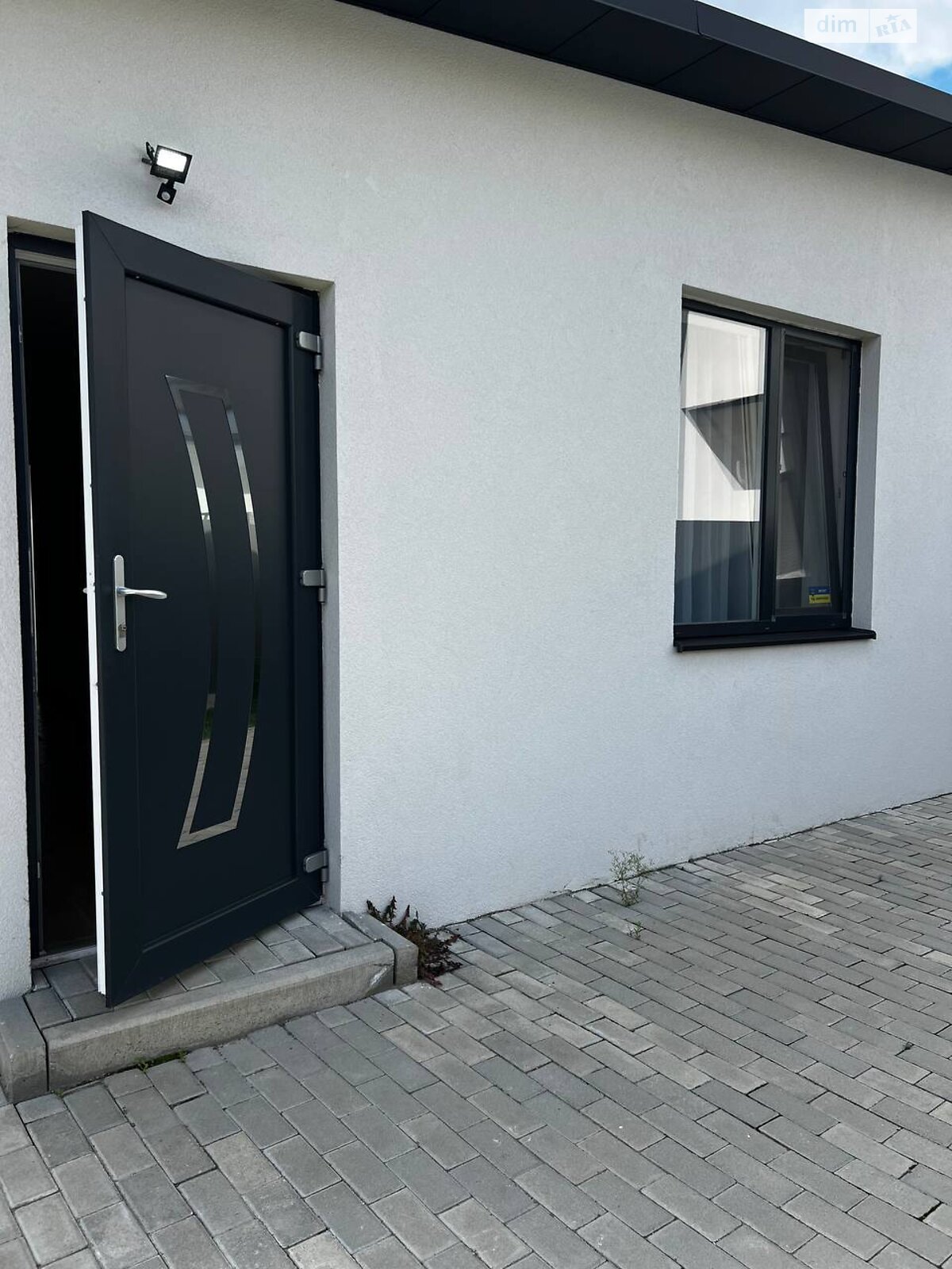 двоповерховий таунхаус, 230 кв. м, цегла. Продаж в Ужгороді, район БАМ фото 1 двоповерховий таунхаус, 230 кв. м, цегла. Продаж в Ужгороді, район БАМ фото 1