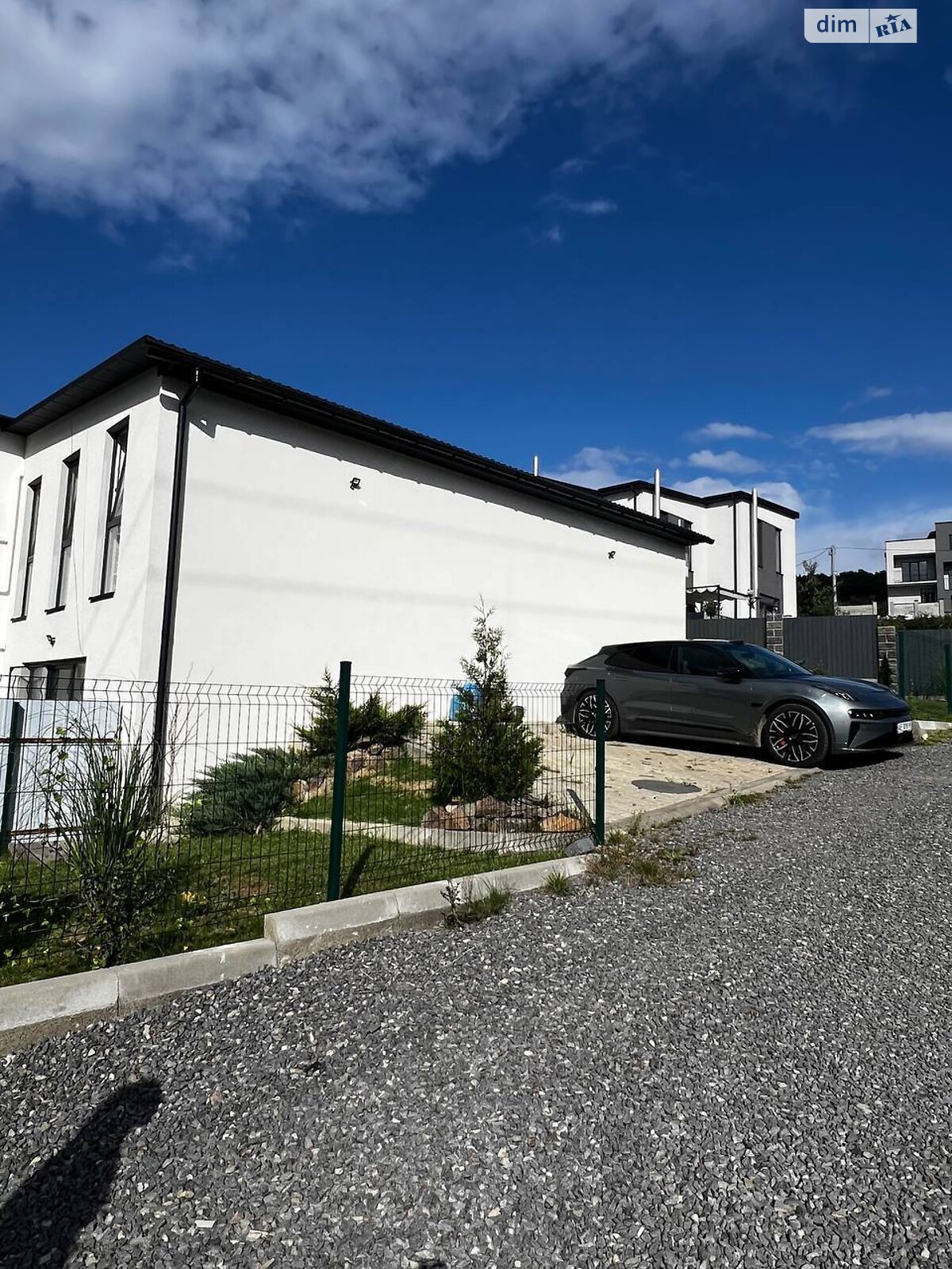 двоповерховий таунхаус, 230 кв. м, цегла. Продаж в Ужгороді, район БАМ фото 1 двоповерховий таунхаус, 230 кв. м, цегла. Продаж в Ужгороді, район БАМ фото 1