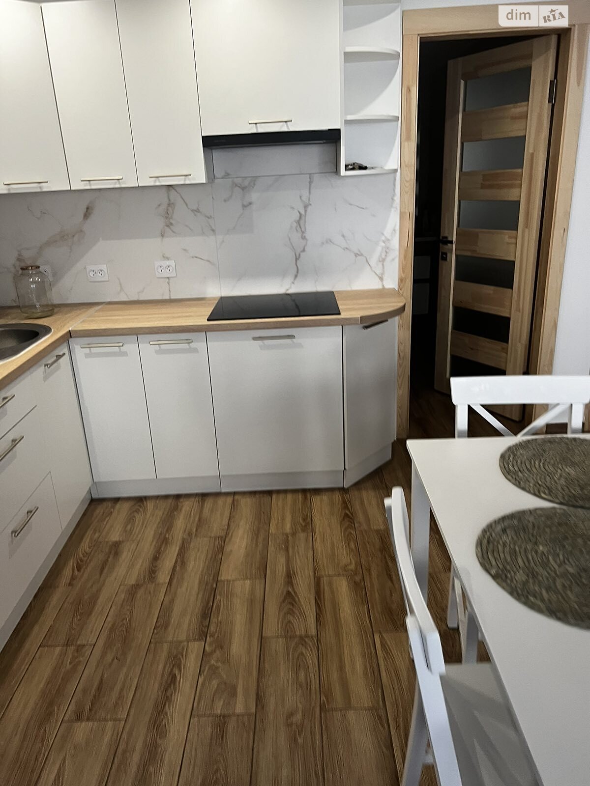 двоповерховий таунхаус, 230 кв. м, цегла. Продаж в Ужгороді, район БАМ фото 1 двоповерховий таунхаус, 230 кв. м, цегла. Продаж в Ужгороді, район БАМ фото 1