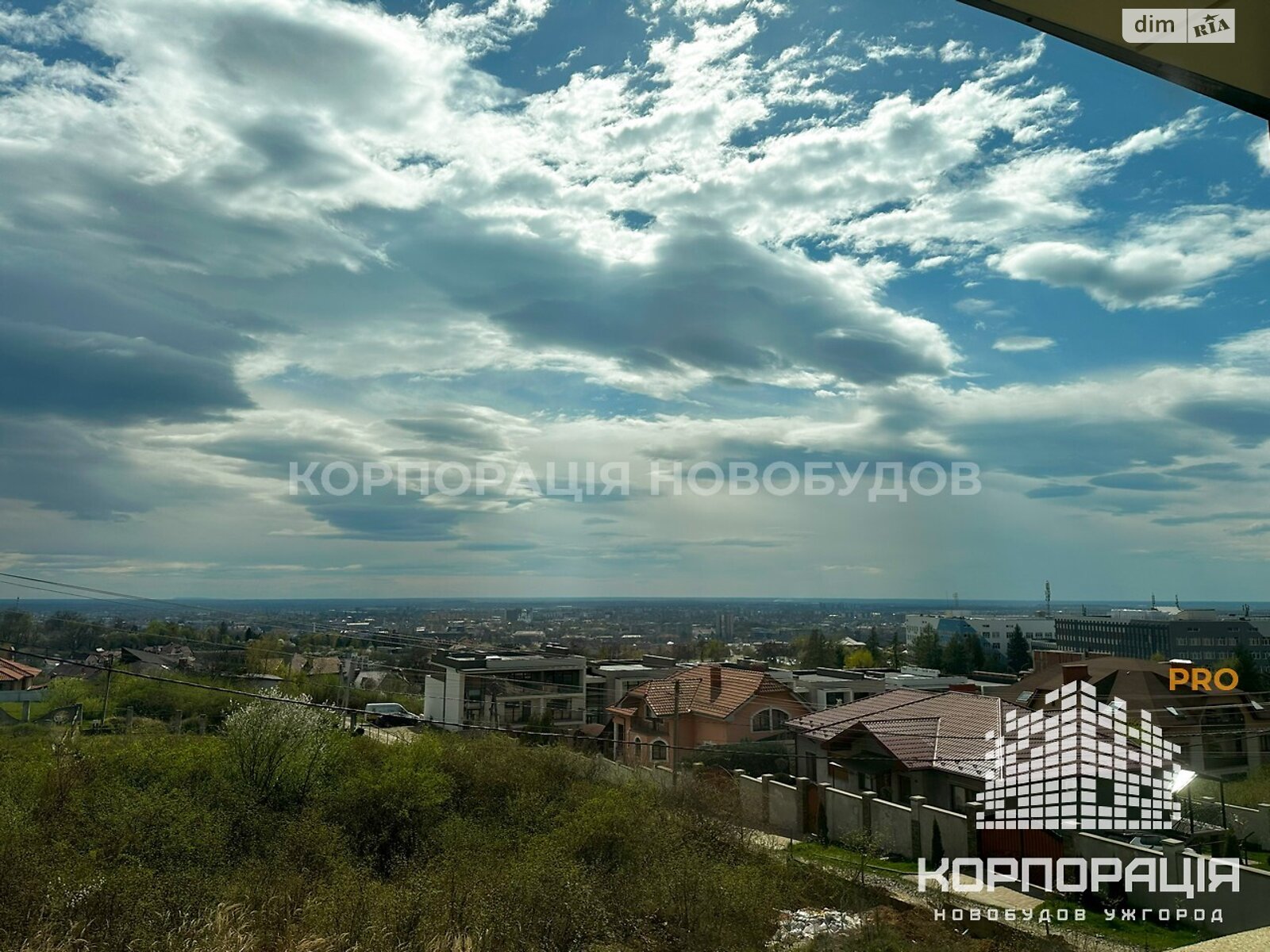 двоповерховий таунхаус, 135 кв. м, кирпич. Продаж в Ужгороді, район Червениця фото 1 двоповерховий таунхаус, 135 кв. м, кирпич. Продаж в Ужгороді, район Червениця фото 1