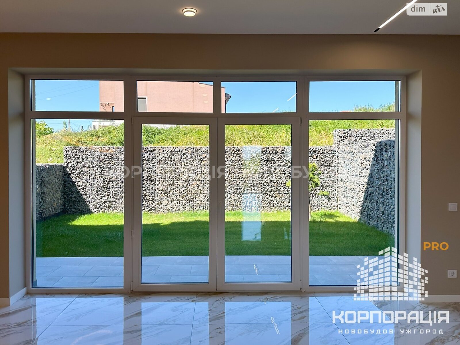 двухэтажный таунхаус, 135 кв. м, кирпич. Продажа в Ужгороде район Червеница фото 1 двухэтажный таунхаус, 135 кв. м, кирпич. Продажа в Ужгороде район Червеница фото 1