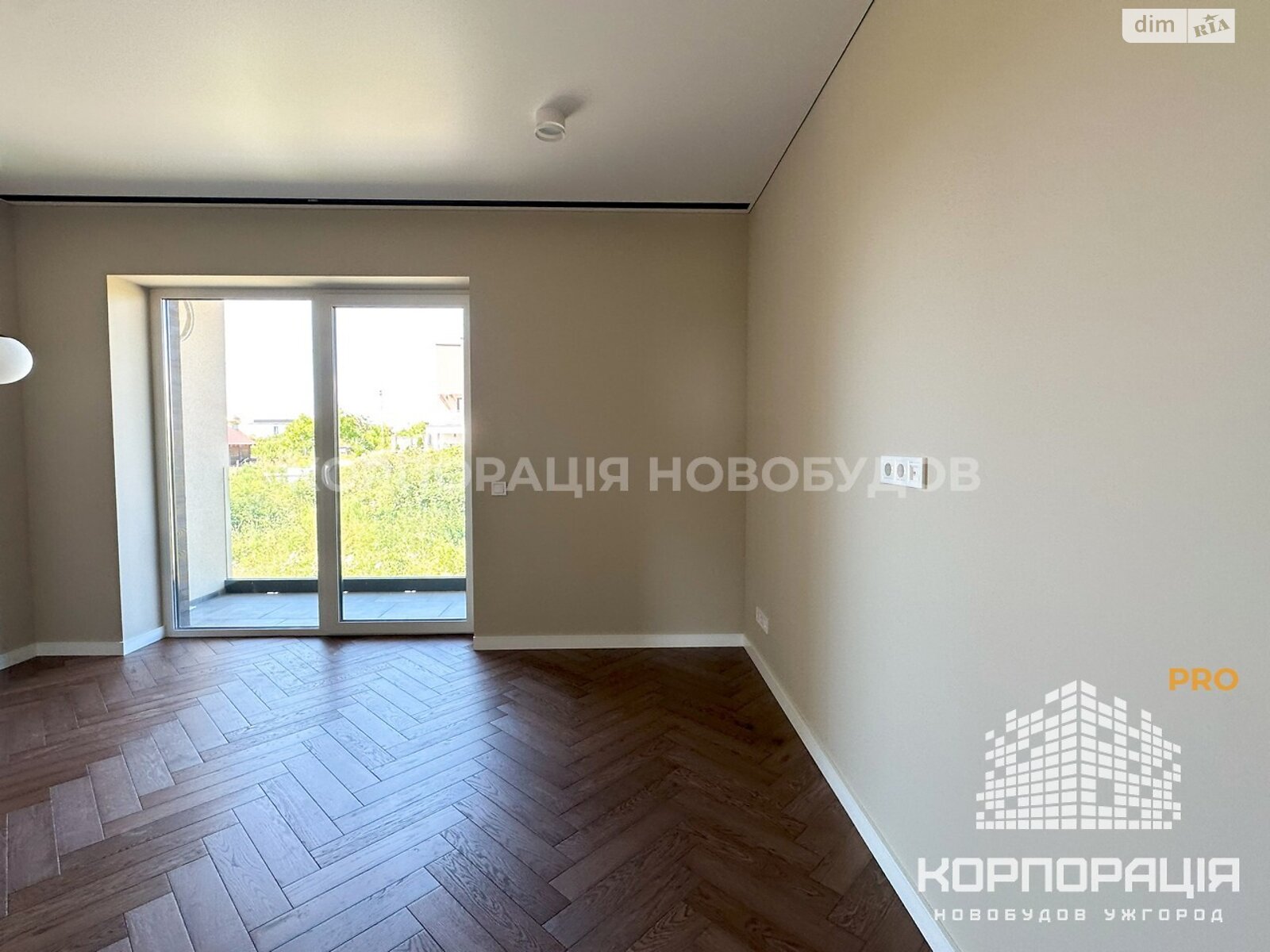 двухэтажный таунхаус, 135 кв. м, кирпич. Продажа в Ужгороде район Червеница фото 1 двухэтажный таунхаус, 135 кв. м, кирпич. Продажа в Ужгороде район Червеница фото 1