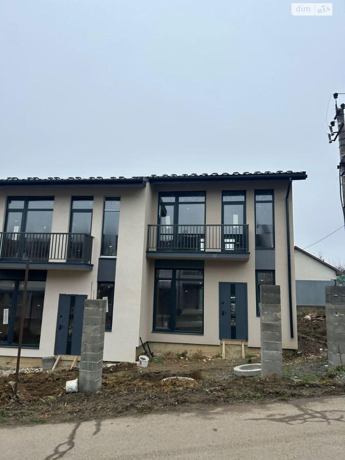 двухэтажный таунхаус, 112 кв. м, кирпич. Продажа в Ужгороде район Червеница фото 1