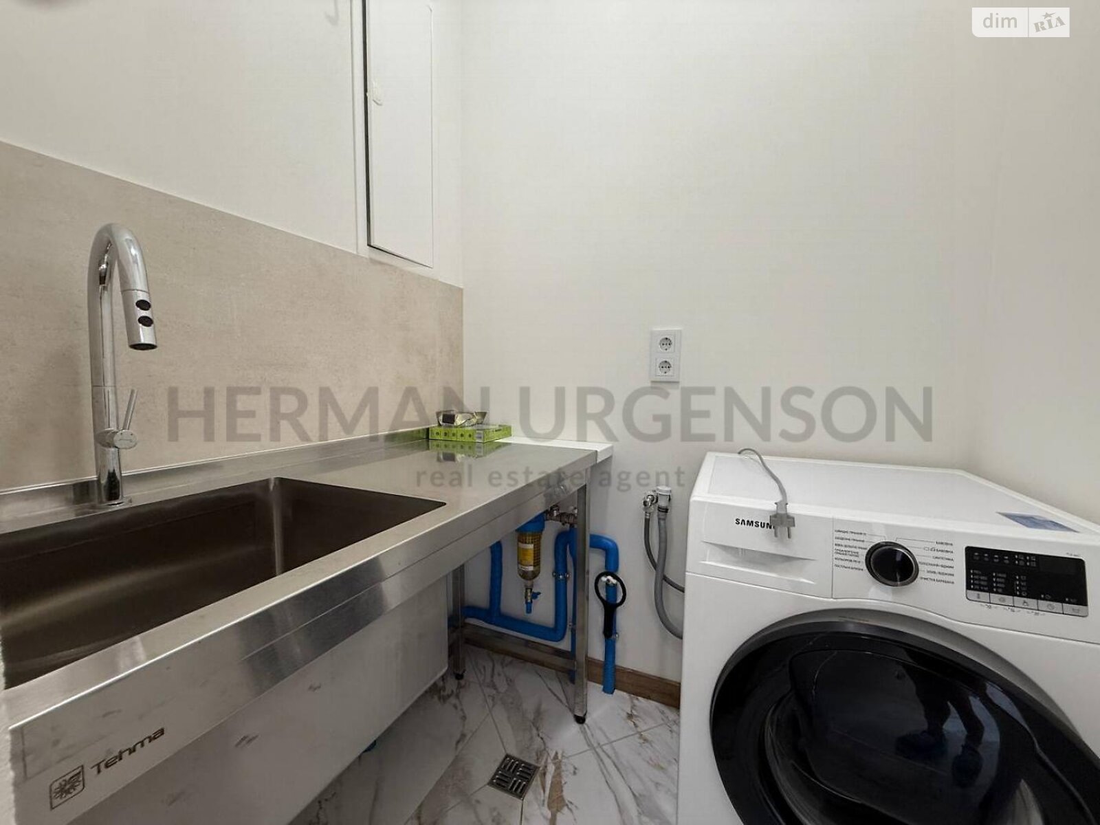 двоповерховий таунхаус, 150 кв. м, цегла. Продаж в Ужгороді, район Червениця фото 1 двоповерховий таунхаус, 150 кв. м, цегла. Продаж в Ужгороді, район Червениця фото 1