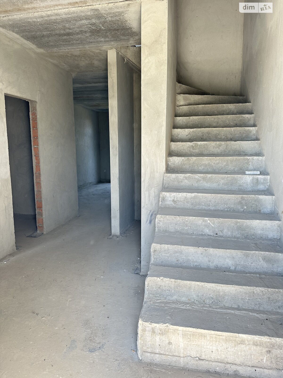 двоповерховий таунхаус, 100 кв. м, піноблок. Продаж в Ужгороді, район Компотний фото 1