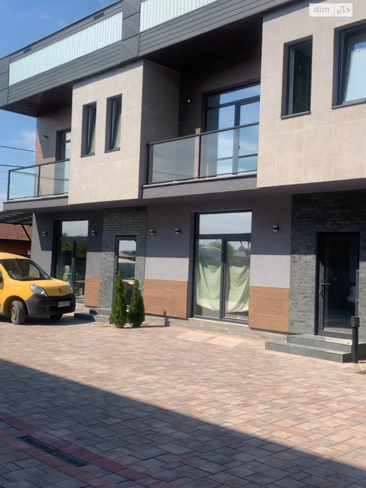 двоповерховий таунхаус без меблів, 150 кв. м, цегла. Продаж в Ужгороді, район Компотний фото 1 двоповерховий таунхаус без меблів, 150 кв. м, цегла. Продаж в Ужгороді, район Компотний фото 1