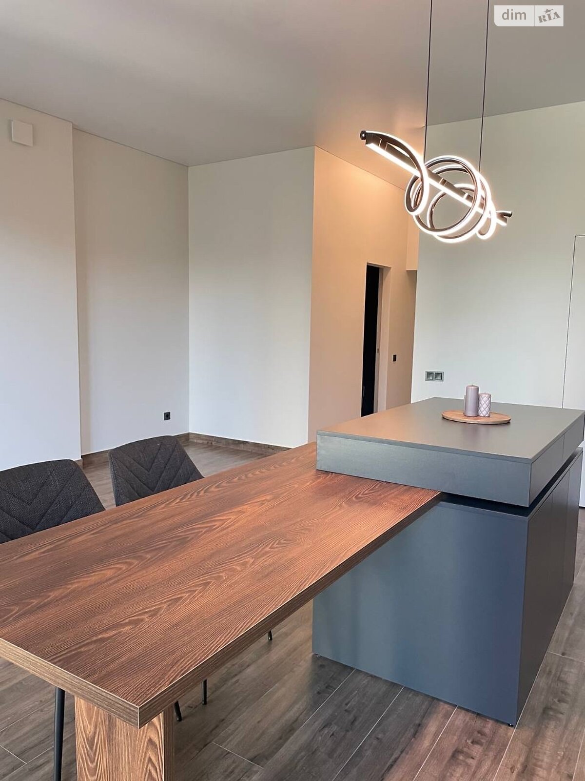 двухэтажный таунхаус, 154 кв. м, кирпич. Продажа в Ужгороде район Компотный фото 1