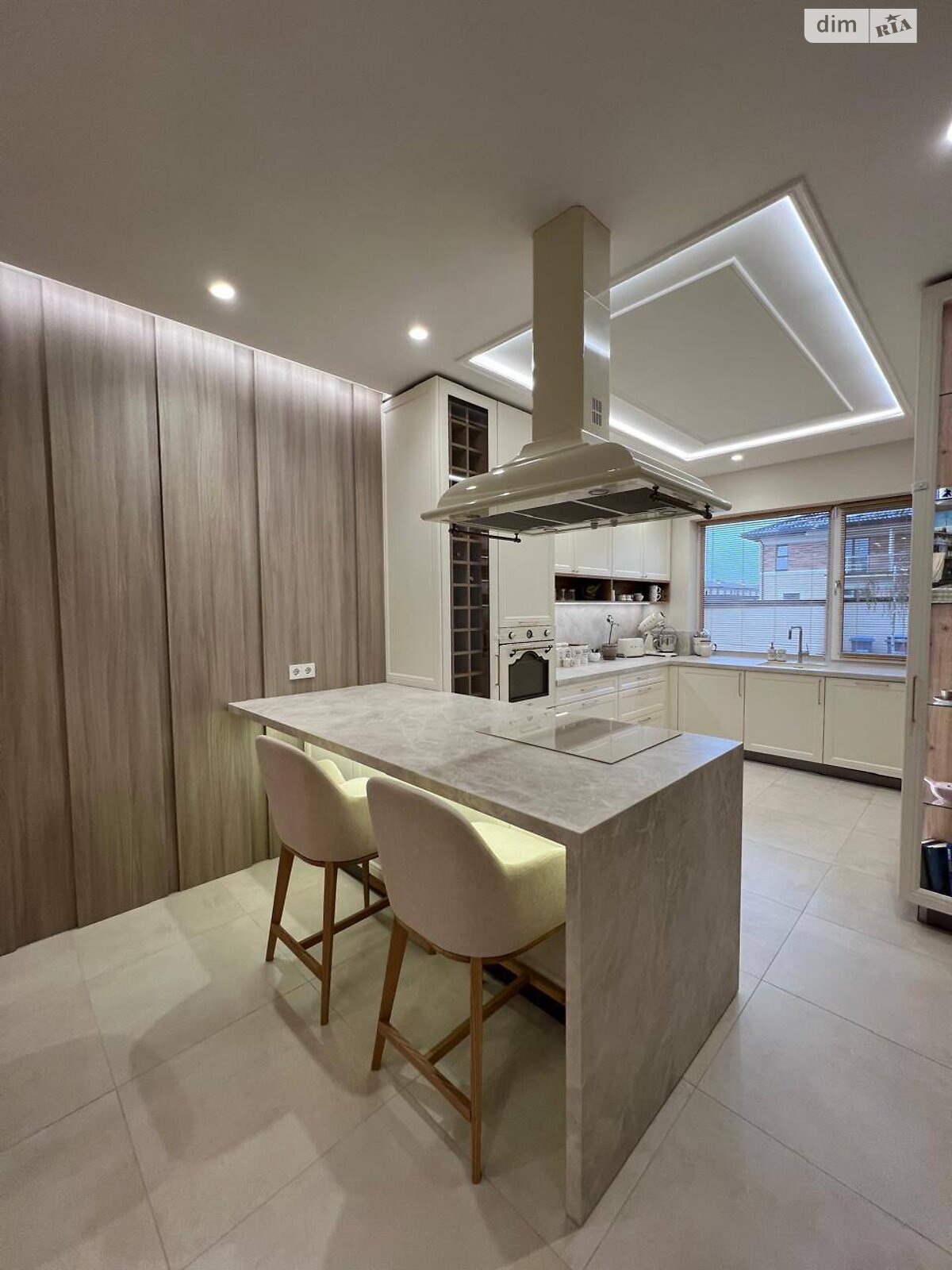 двухэтажный таунхаус, 160 кв. м, кирпич. Продажа в Ужгороде фото 1