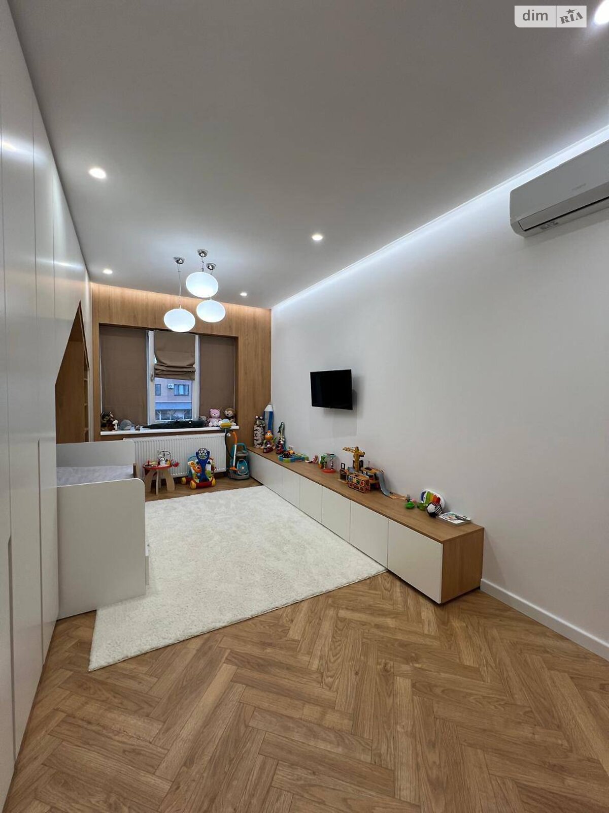 двухэтажный таунхаус, 160 кв. м, кирпич. Продажа в Ужгороде фото 1