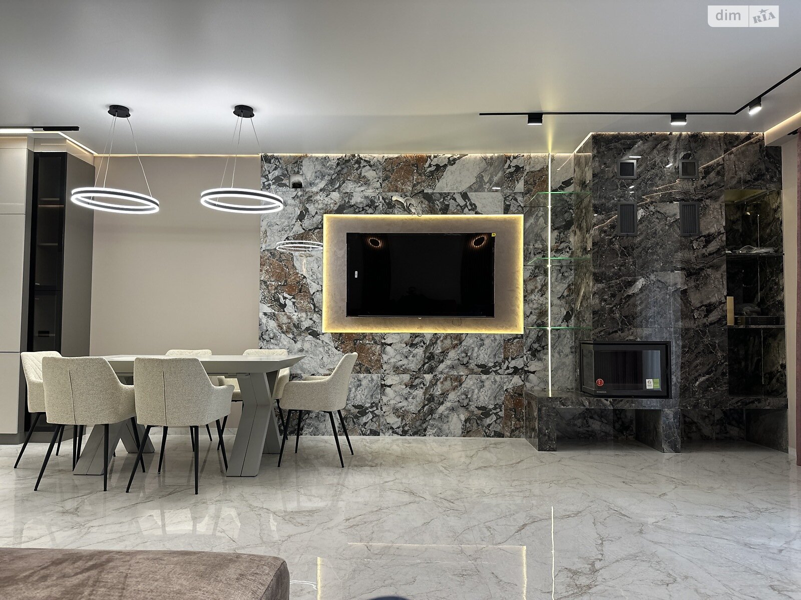 двоповерховий таунхаус, 180 кв. м, цегла. Продаж в Ужгороді, район Новий фото 1 двоповерховий таунхаус, 180 кв. м, цегла. Продаж в Ужгороді, район Новий фото 1