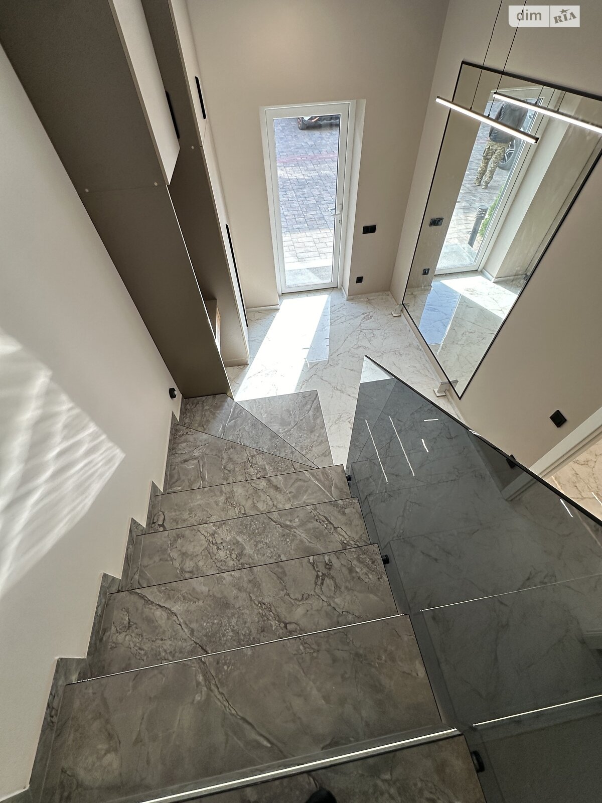 двоповерховий таунхаус, 180 кв. м, цегла. Продаж в Ужгороді, район Новий фото 1 двоповерховий таунхаус, 180 кв. м, цегла. Продаж в Ужгороді, район Новий фото 1