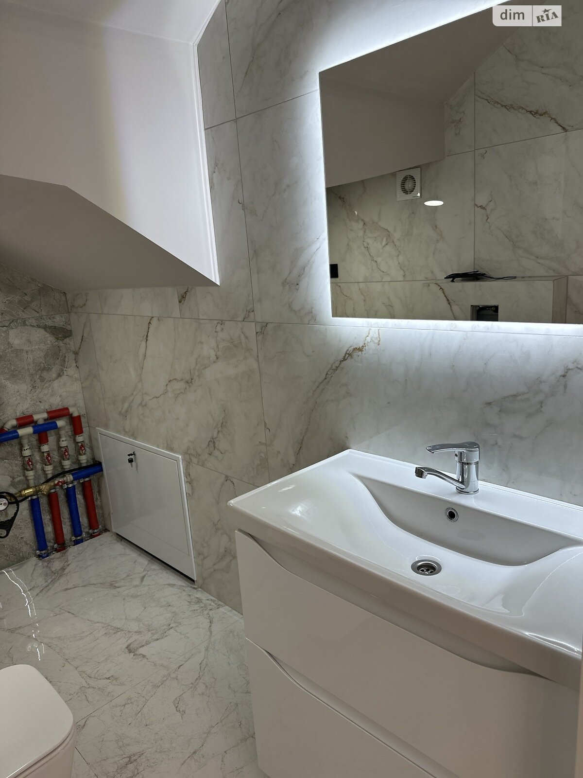 двоповерховий таунхаус, 180 кв. м, цегла. Продаж в Ужгороді, район Новий фото 1 двоповерховий таунхаус, 180 кв. м, цегла. Продаж в Ужгороді, район Новий фото 1