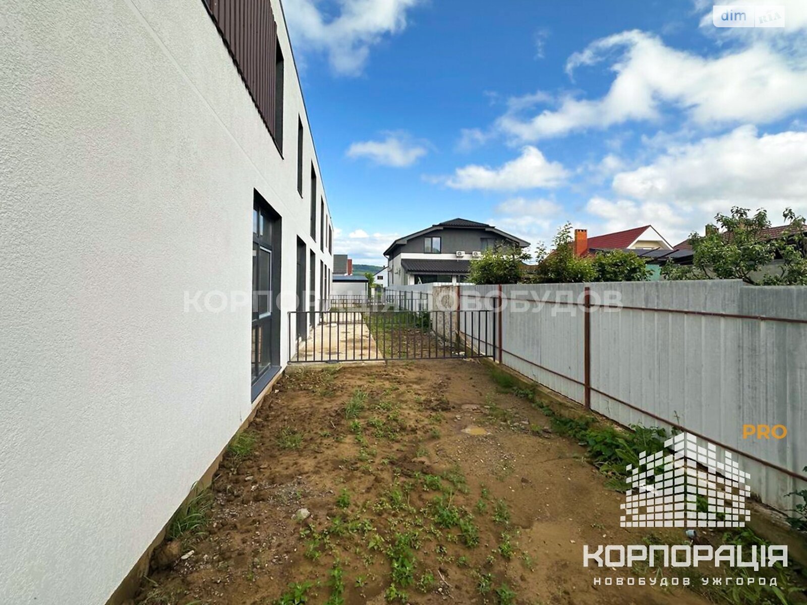 двоповерховий таунхаус, 110.63 кв. м, цегла. Продаж в Ужгороді, район Подлипники фото 1 двоповерховий таунхаус, 110.63 кв. м, цегла. Продаж в Ужгороді, район Подлипники фото 1