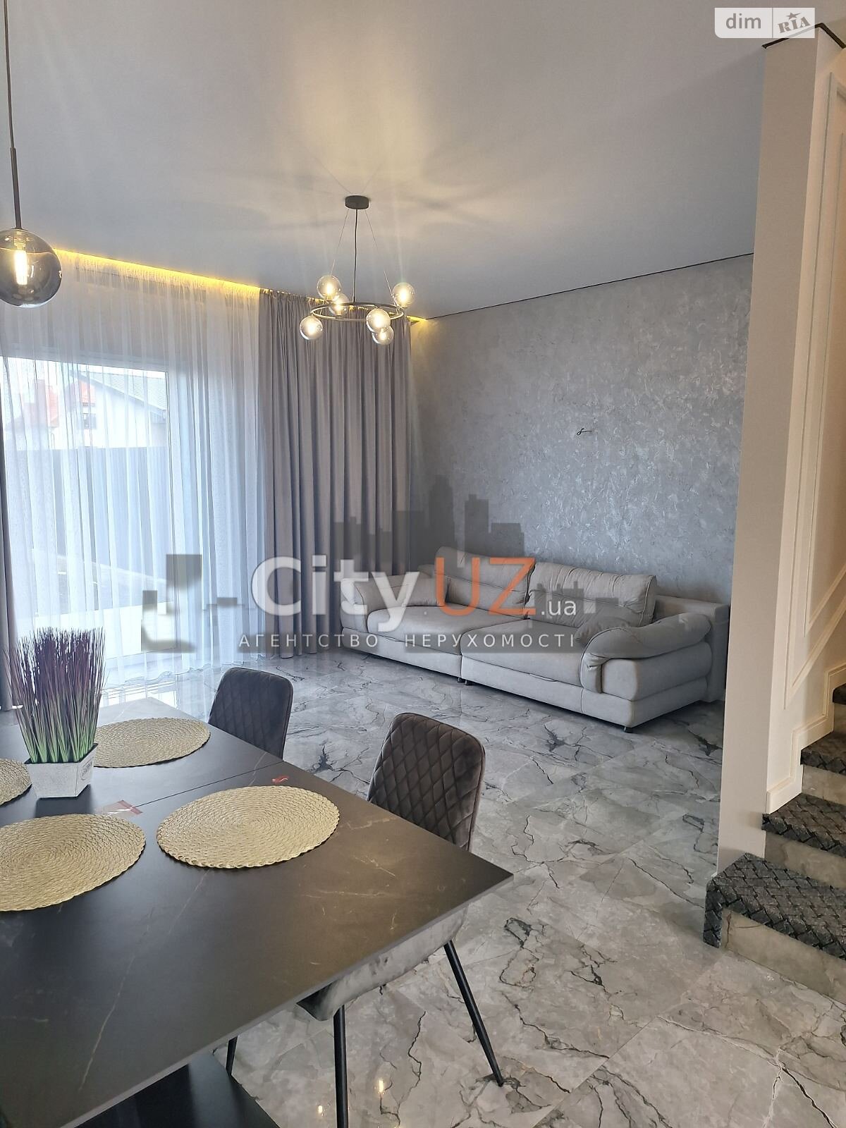 двоповерховий таунхаус, 120 кв. м, кирпич. Продаж в Ужгороді, район Садовий фото 1 двоповерховий таунхаус, 120 кв. м, кирпич. Продаж в Ужгороді, район Садовий фото 1