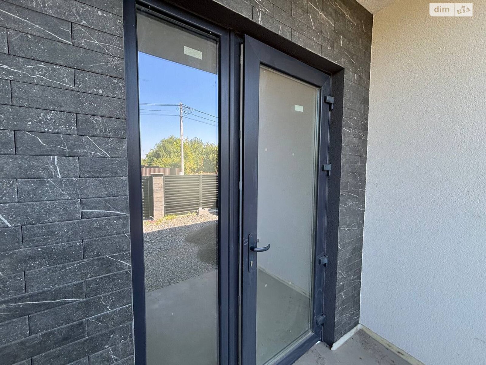 двоповерховий таунхаус, 139 кв. м, цегла. Продаж в Ужгороді, район Садовий фото 1 двоповерховий таунхаус, 139 кв. м, цегла. Продаж в Ужгороді, район Садовий фото 1